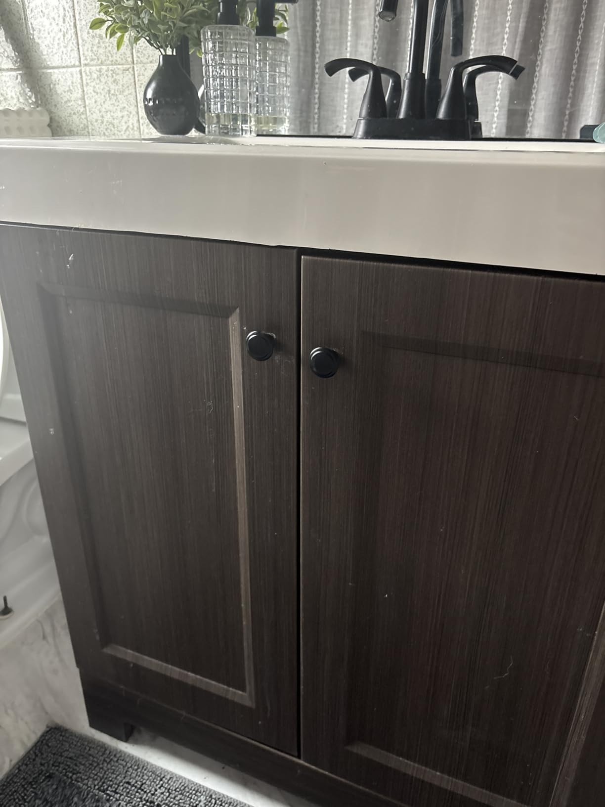 Romeda 18 Piece Drawer Hardware - Black 30mm Cabinet Knobs & Pulls for Dressers & Kitchens with Screw customer photo 1