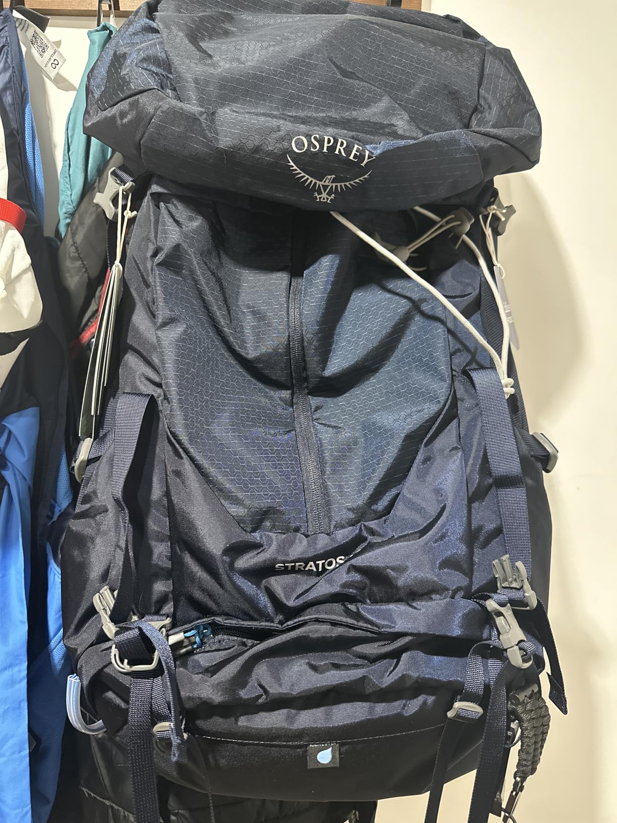Osprey Stratos 34L Men's Hiking Backpack, Seaweed/Matcha Green customer photo 1