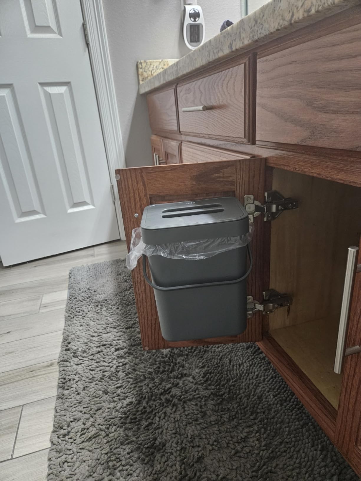EKO Kitchen Compost Bin, 7L / 1.85 Gal Stainless Steel with Removable Inner Bucket and Deodorizer Compartment, 2-in-1 Countertop Compost Bin with Lid, Food Waste Caddy for Kitchen (MMT & Black Finish) customer photo 1