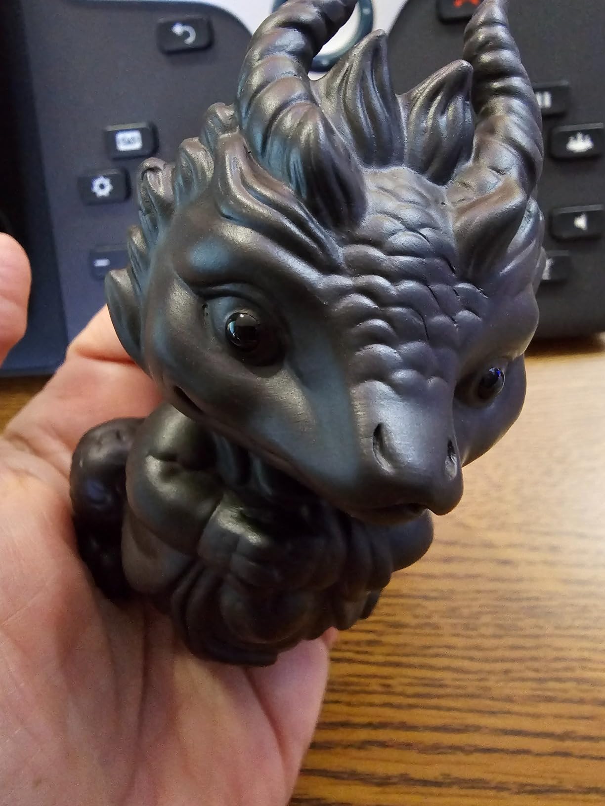 Chinese Zisha Dragon Tea Pet, Handmade Purple Clay Tea Pet for Kung Fu Tea Tray, Ceramic Decorate Kungfu Tea Tray Accessories (K) customer photo 2