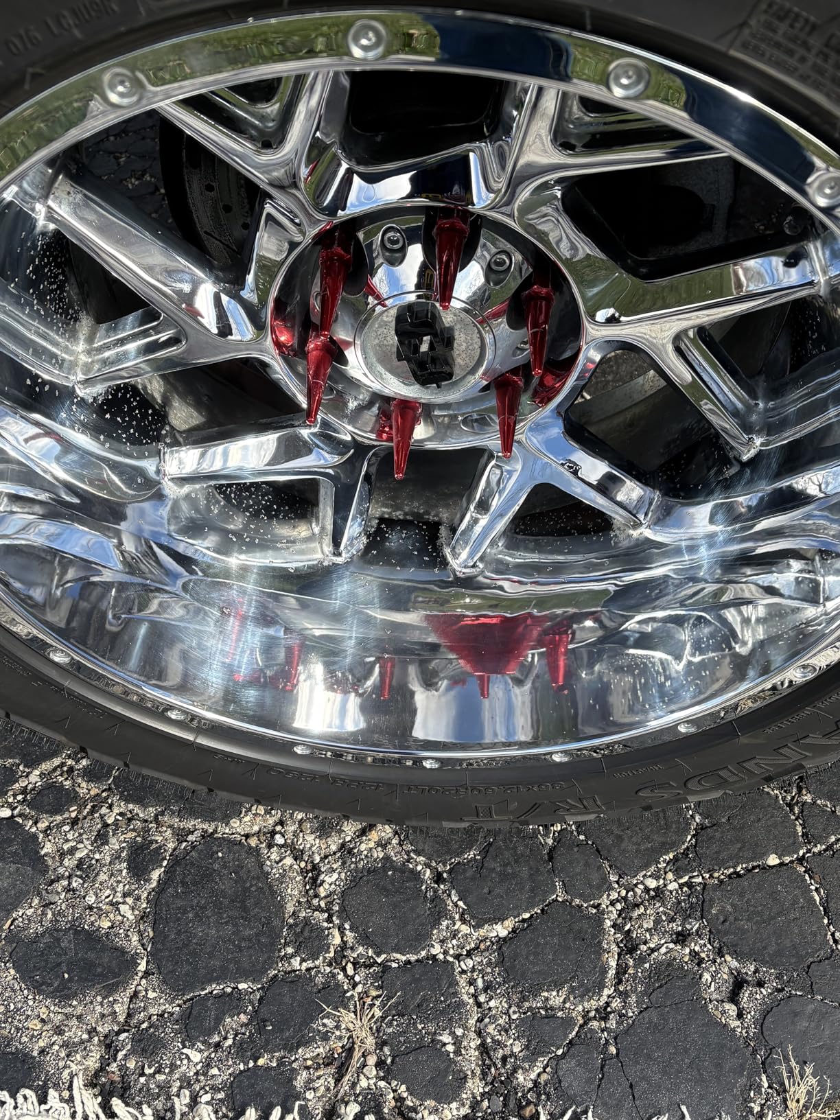 Chemical Guys Light & Heavy Metal Polish Kit - Restore, Protect & Shine All Metal Surfaces, Removes Oxidation, Rust & Tarnish from Chrome, Aluminum, Stainless Steel & More, Includes 2 x 16 oz Bottles customer photo 2