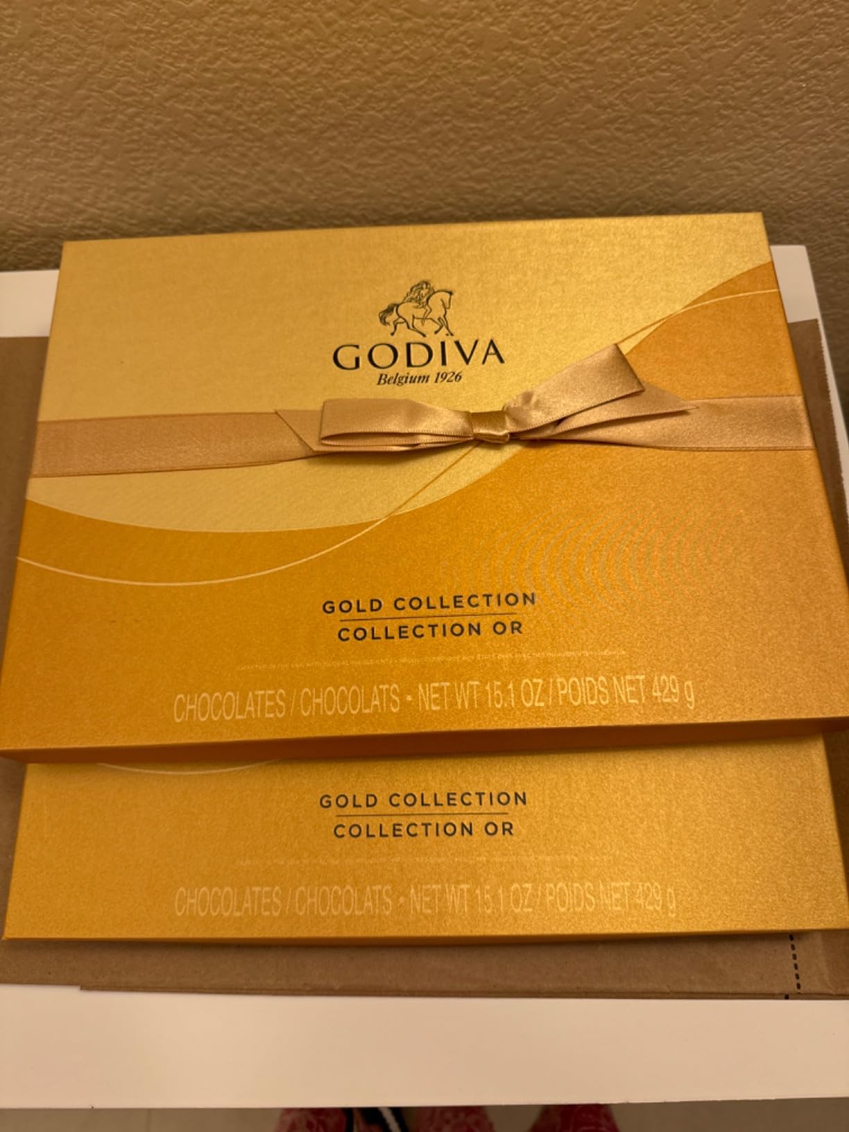Godiva Chocolatier Gold Ribbon 18-Piece Assorted Chocolate Gift Box - Gourmet Chocolate Candy Variety Pack - Dark Caramel, Milk Chocolate, Nuts- Gift Basket for Birthday, Anniversary, Congratulations customer photo 2