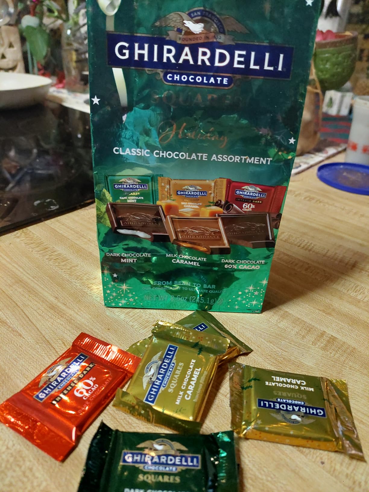 GHIRARDELLI Premium Chocolate Assortment SQUARES Gift Box - 29.6 oz, Easter Chocolate Gift, Individually Wrapped Dark & Milk Chocolate Candy Assortment customer photo 2