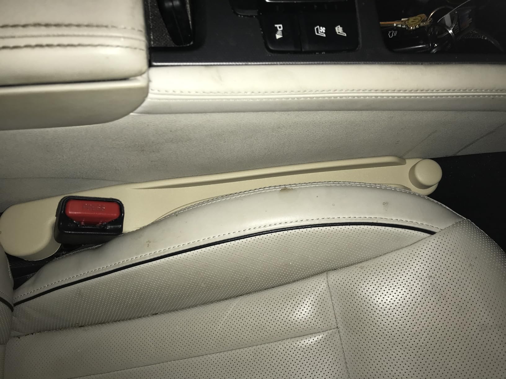Givifive Car Seat Gap Filler Set of 2, Soft Foam Multifunctional Seat Side Gap Filler with Organizer & Hook Function customer photo 1
