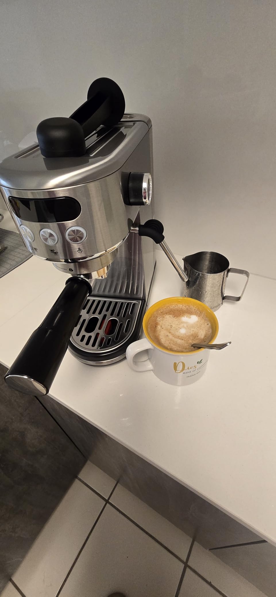 Neretva Espresso Machine 20 Bar, Super Compact Espresso Maker Stainless Steel Professional Coffee Machine Espresso with Power Steam & LED Display for Home Barista Latte and Cappuccino Maker-Silver customer photo 2