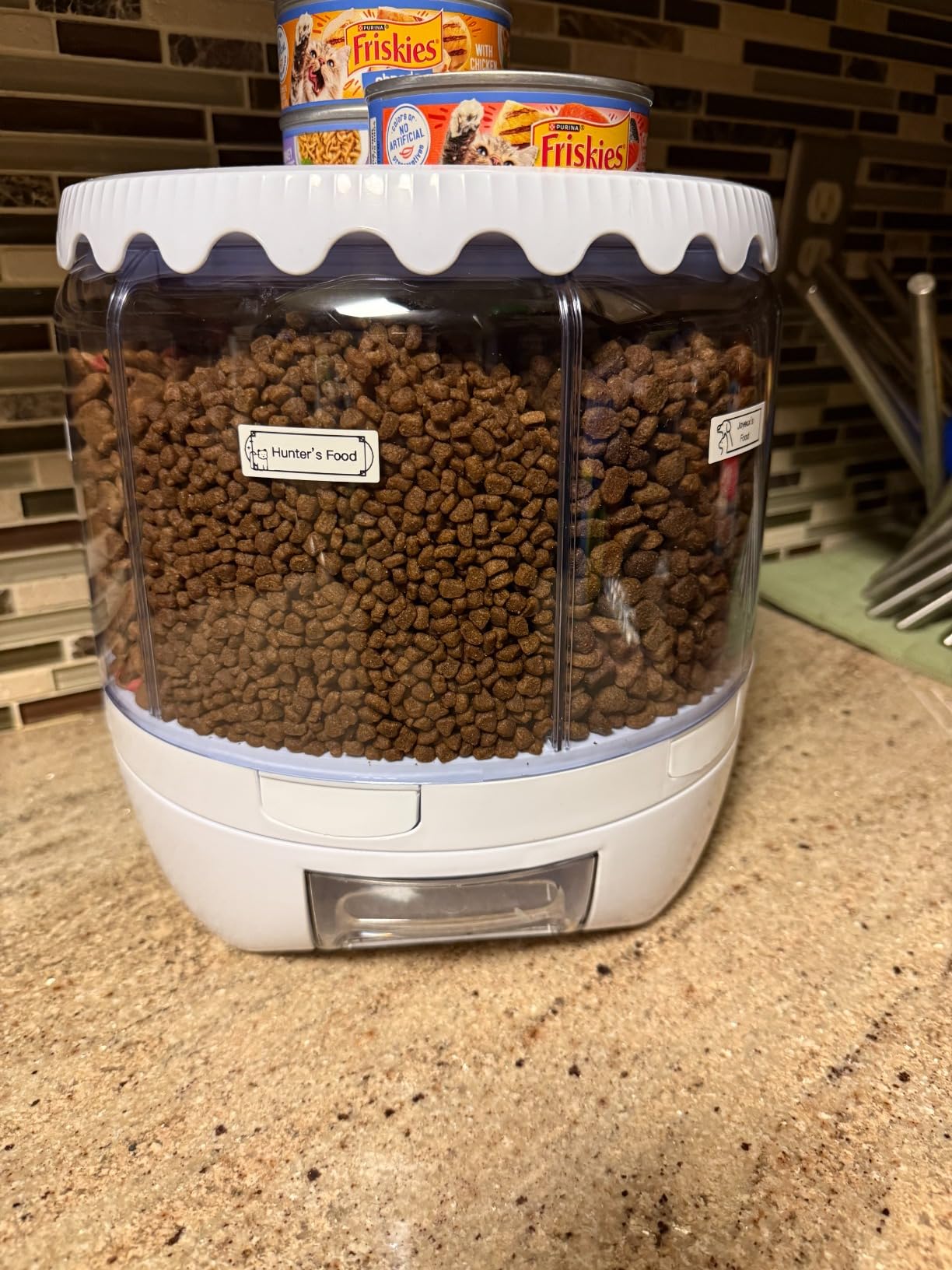 16lb Grain and Rice Storage Container, 6 Grid Rotating Dispenser, Airtight Rice Storage customer photo 2