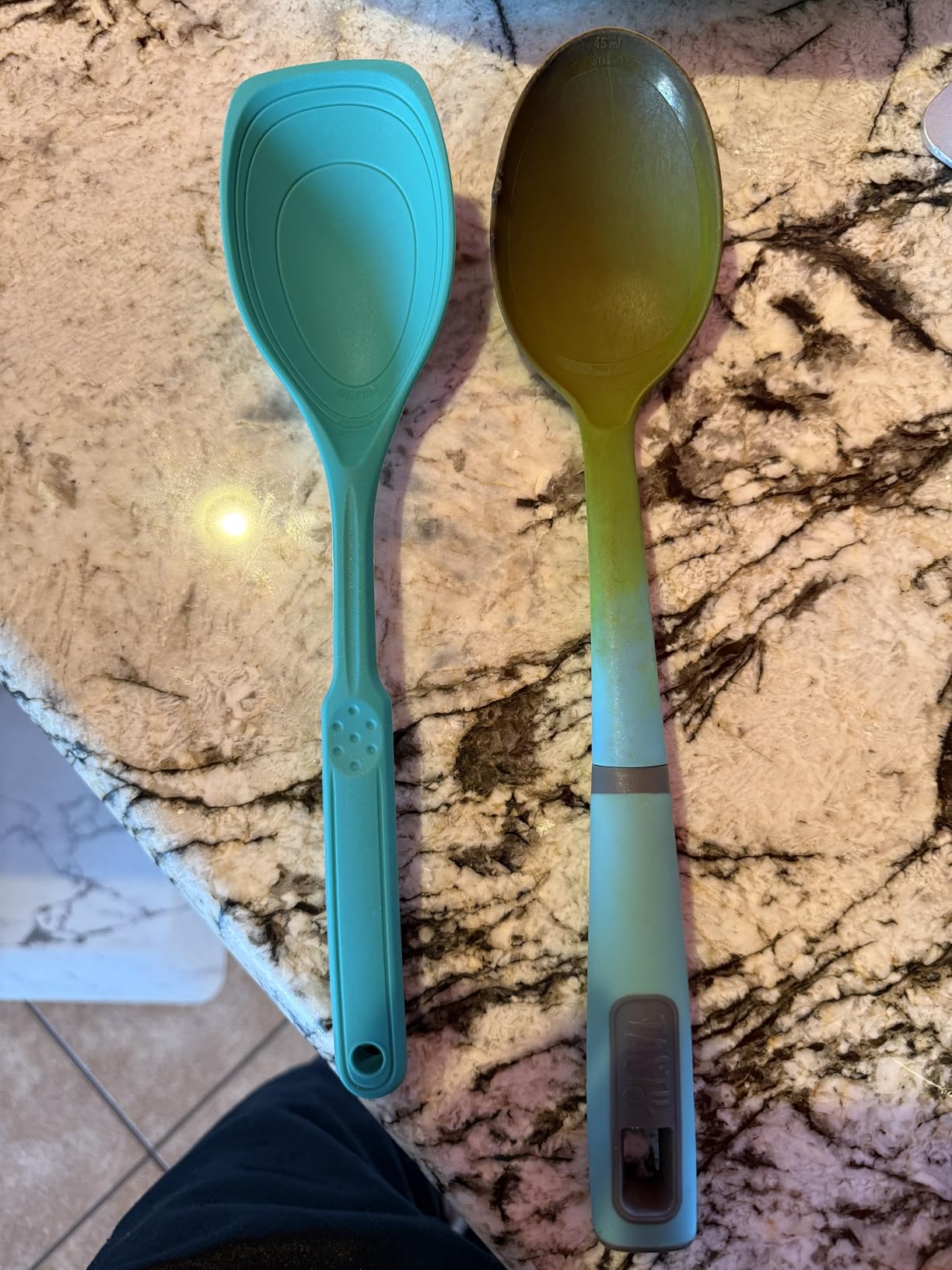 Large Silicone Cooking Spoon, Non-Stick Solid Spoon set with Deep Bowl and Measurement Mark for Mixing, Serving, Draining, Scooping, Scraping, Heat Resistant Kitchen Utensils, Black customer photo 1