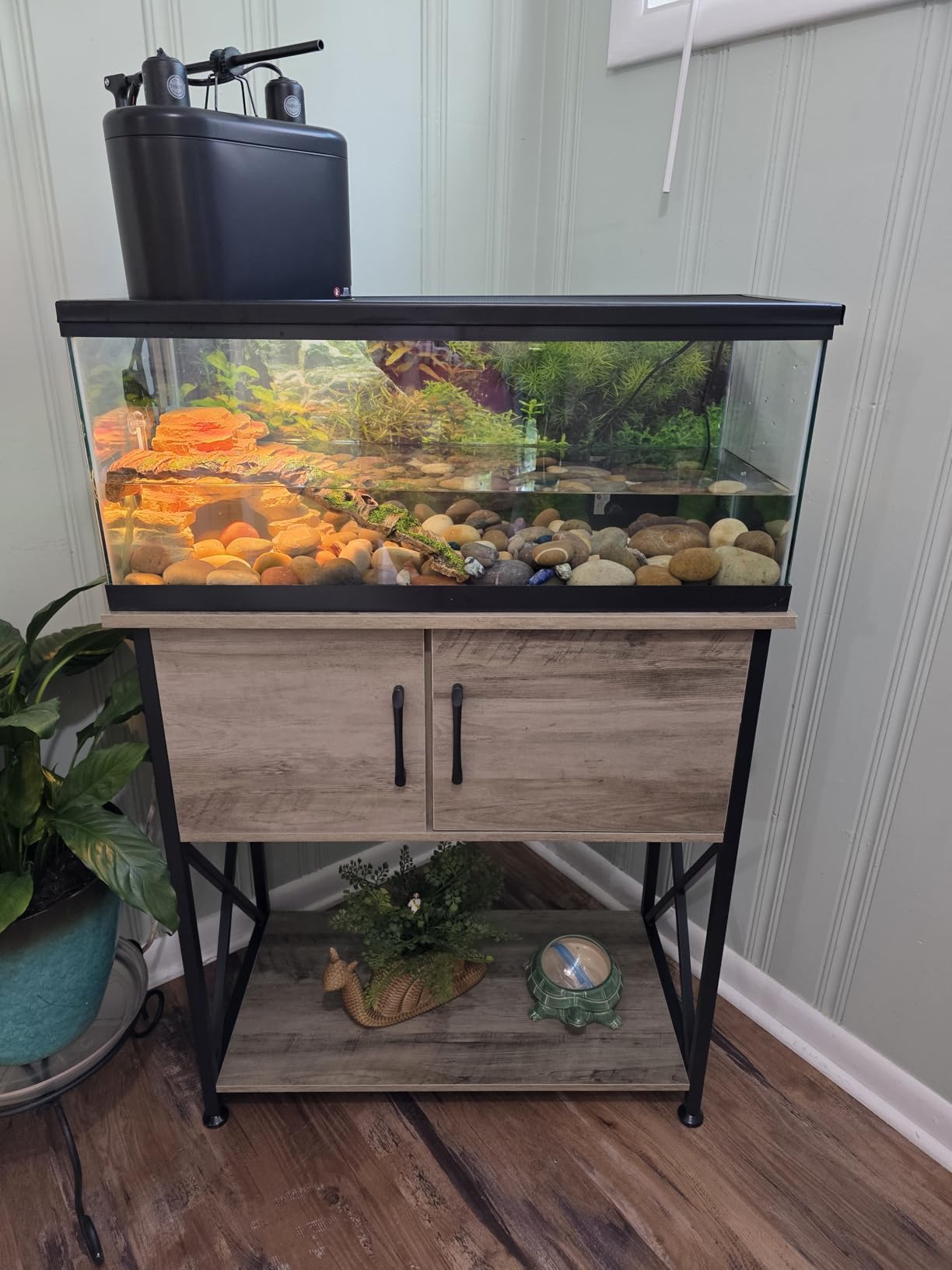 Herture 20-29 Gallon Aquarium Stand Metal Frame Fish Tank Stand with Cabinet Storage, for 20 Gallon Long Aquarium,30.7