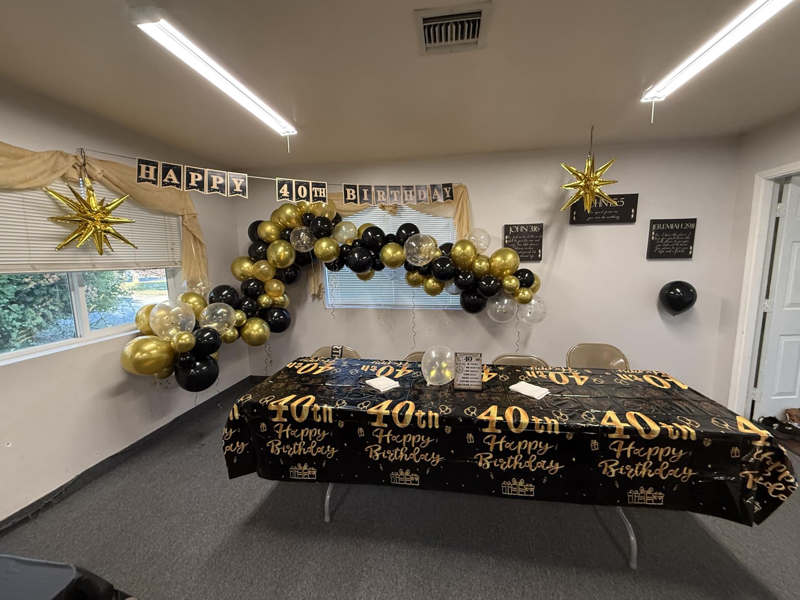 FOTIOMRG Black and Gold Balloons Garland Arch Kit, 5 10 12 18inch Black Gold Confetti Latex Balloons for 2025 Graduation New Year Anniversary Birthday Party Decorations customer photo 1