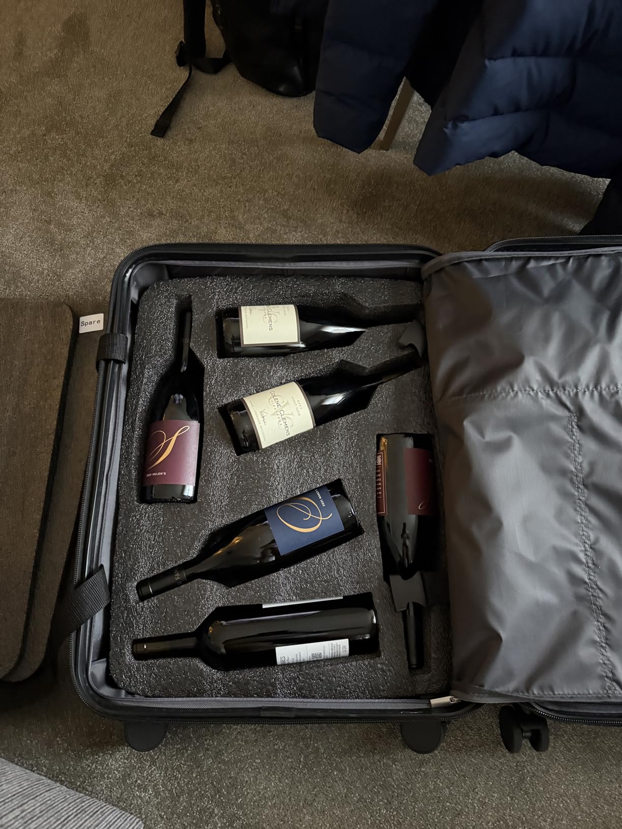 boldworks Wine Suitcase for Airplanes 12 Bottle Wine Luggage for Airplane Travel with TSA Approved Lock and Removable Insert to Carry Liquor Black Color Case customer photo 2