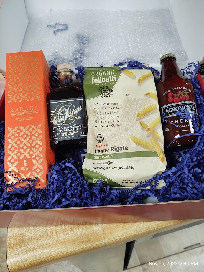 Brava Giulia Ultra Premium Italian Gift Box - Extra Virgin Olive Oil, Aged Balsamic Vinegar, Organic Pasta, and Cherry Tomato Sauce - Imported Gourmet Food Set from Italy customer photo 1