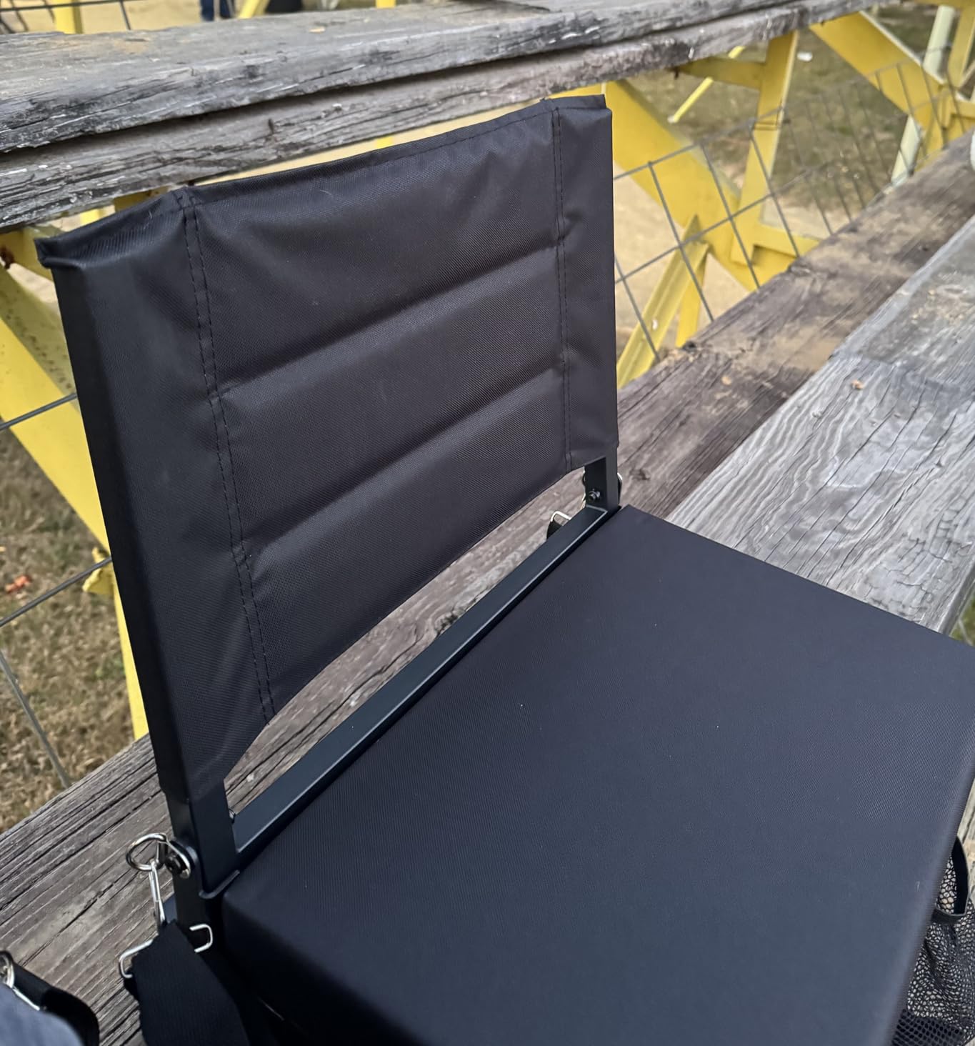 Maeytau Stadium Seats for Bleachers with Back Support, Portable Bleacher Seats with Thick Padded Cushion and Shoulder Strap, Wide Stadium Seat Chair Includes Hooks, Cup Holder and Side Pocket customer photo 1