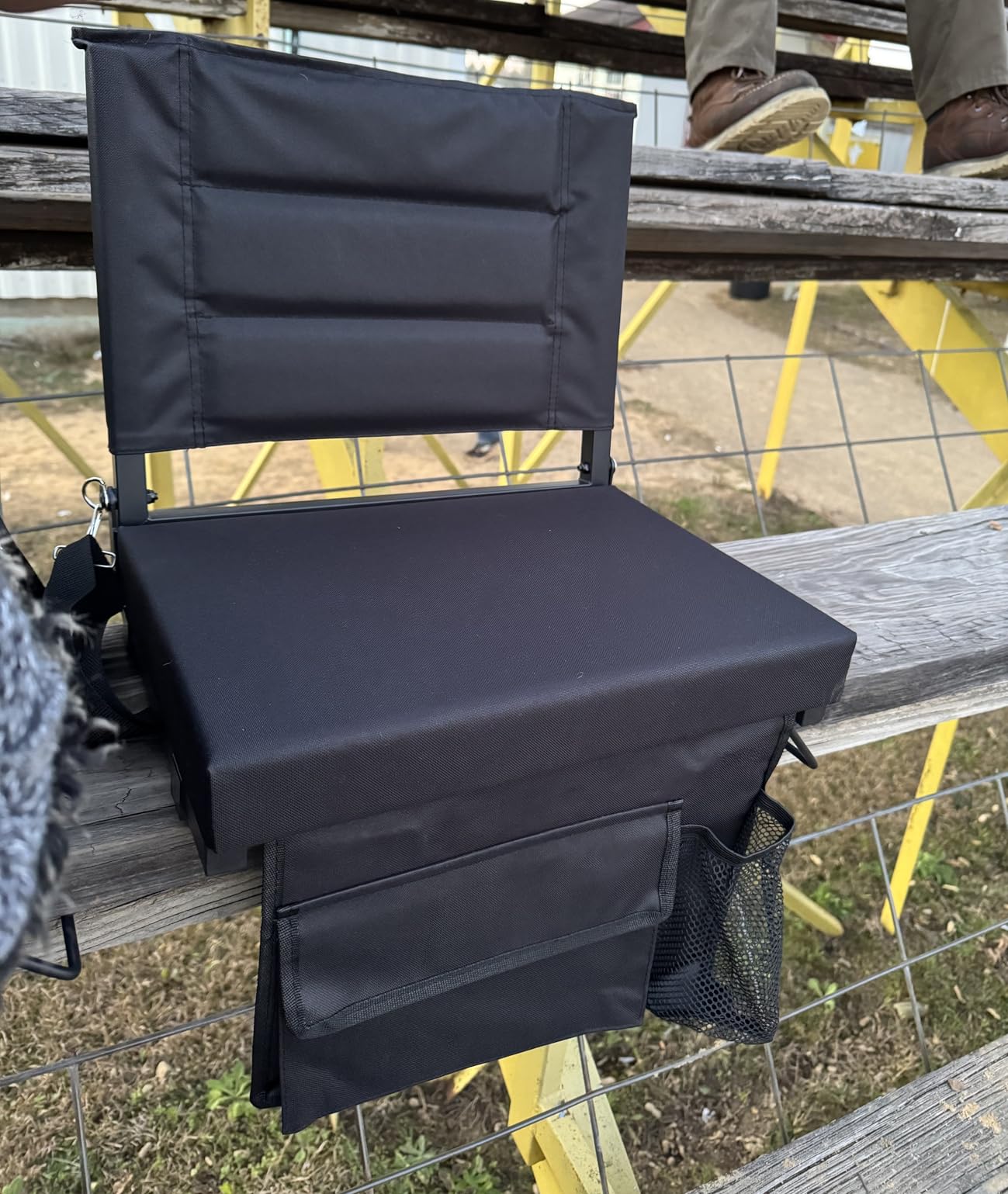 Maeytau Stadium Seats for Bleachers with Back Support, Portable Bleacher Seats with Thick Padded Cushion and Shoulder Strap, Wide Stadium Seat Chair Includes Hooks, Cup Holder and Side Pocket customer photo 2