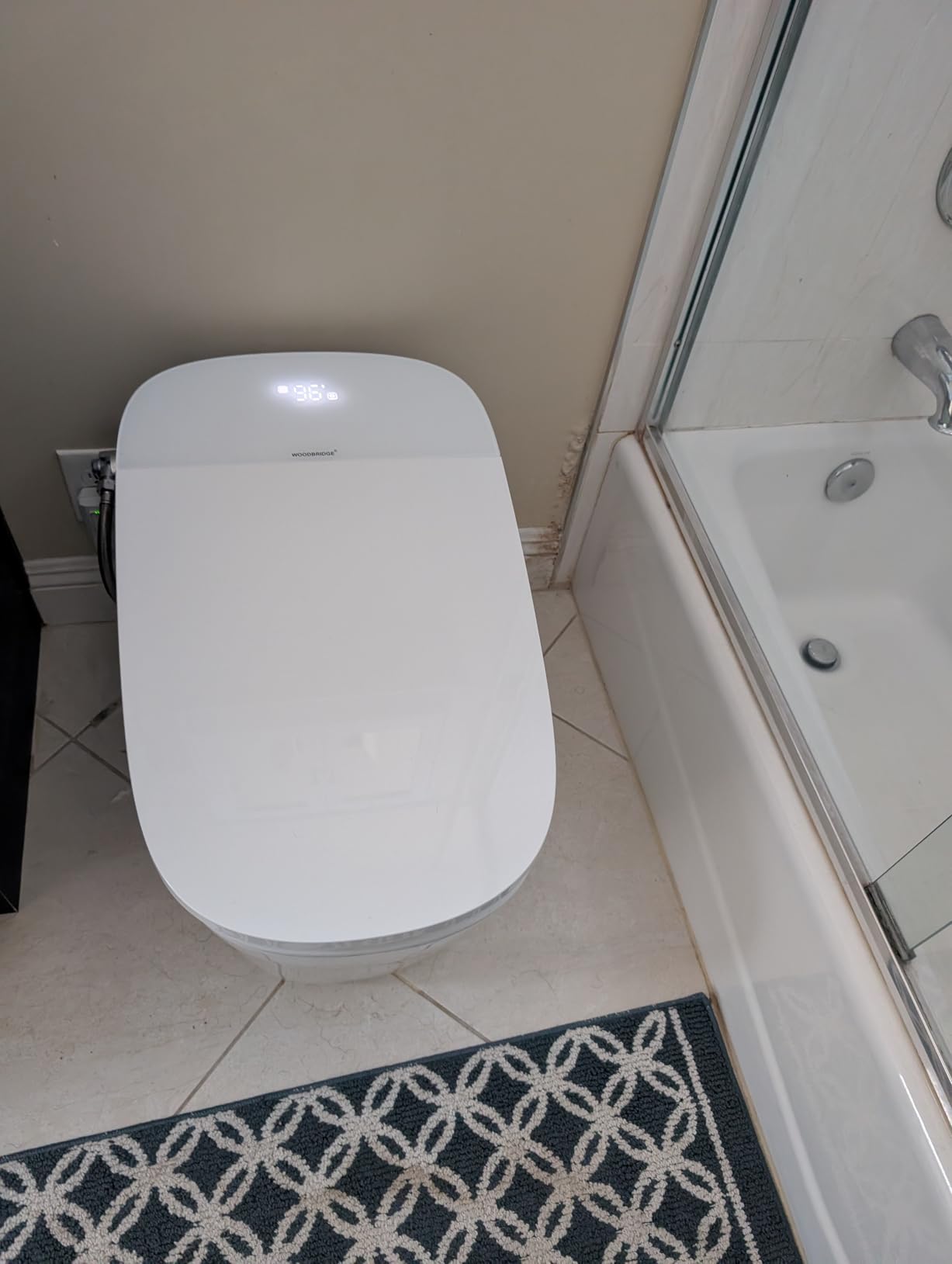 WOODBRIDGE Smart Toilet with Voice Control, 1000g MaP Flush Score, Foam Shield, Moving Dryer, Blackout Flush, ADA Comfort Height, Auto Open & Close, Heated Seat, B0931S customer photo 2