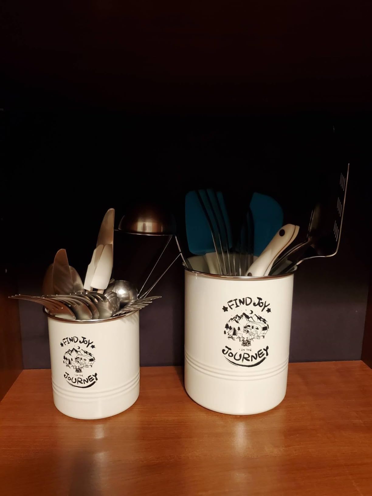 ESUDNT Magnetic RV Utensil Holder, Camper Essentials, RV Kitchen Accessories Must Haves Organization for Inside, RV Storage and Organization Ideas (2 Pack) customer photo 1