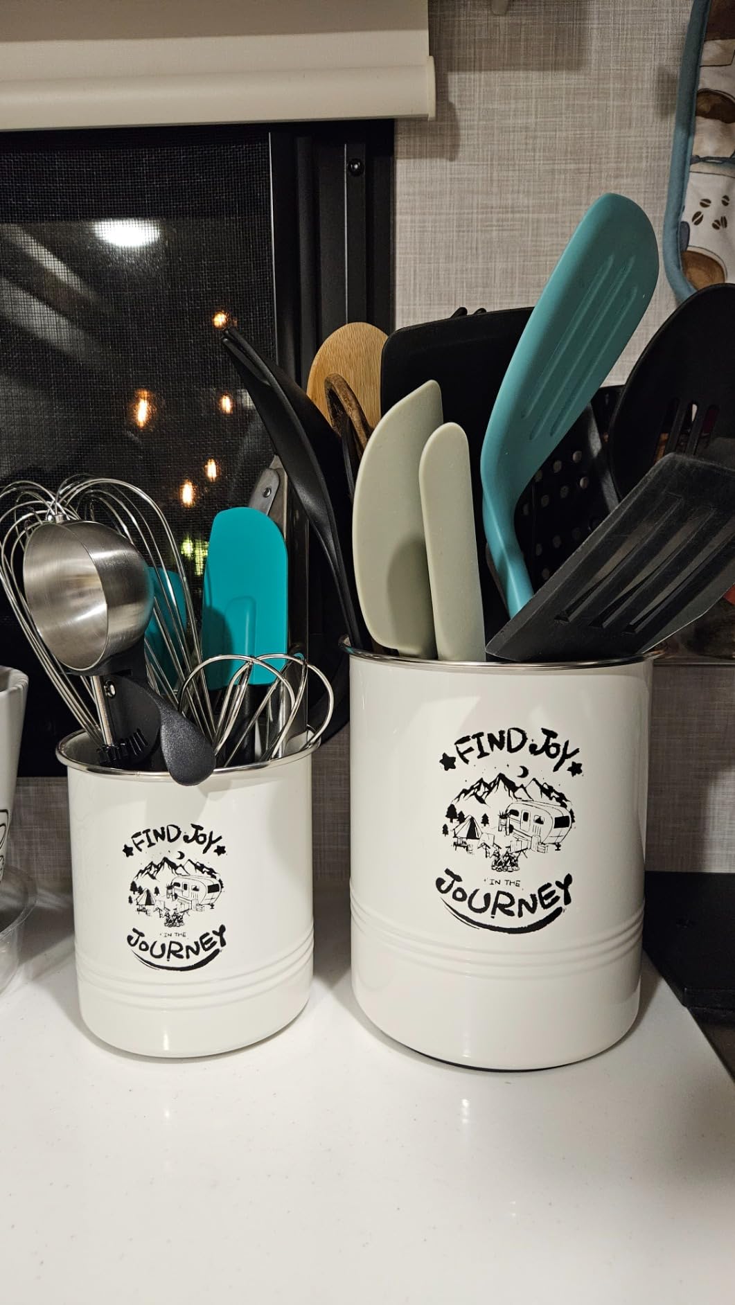 ESUDNT Magnetic RV Utensil Holder, Camper Essentials, RV Kitchen Accessories Must Haves Organization for Inside, RV Storage and Organization Ideas (2 Pack) customer photo 2