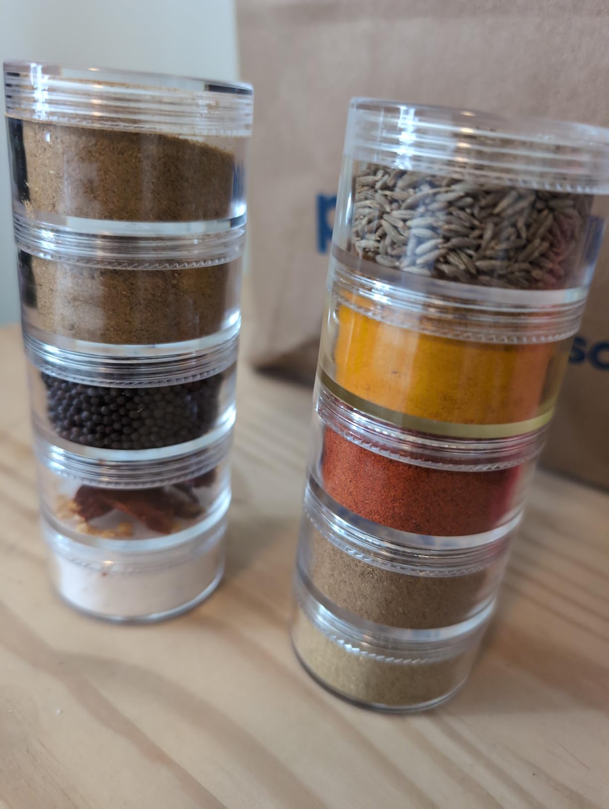 2 Sets 5 Layers Clear Portable Travel Spice Jars, Multi Camping Spice Containers with Organizer Bag, Stackable Spice Salt and Pepper Set for Outdoor Cooking, Camping, Traveling, Barbecuing customer photo 1