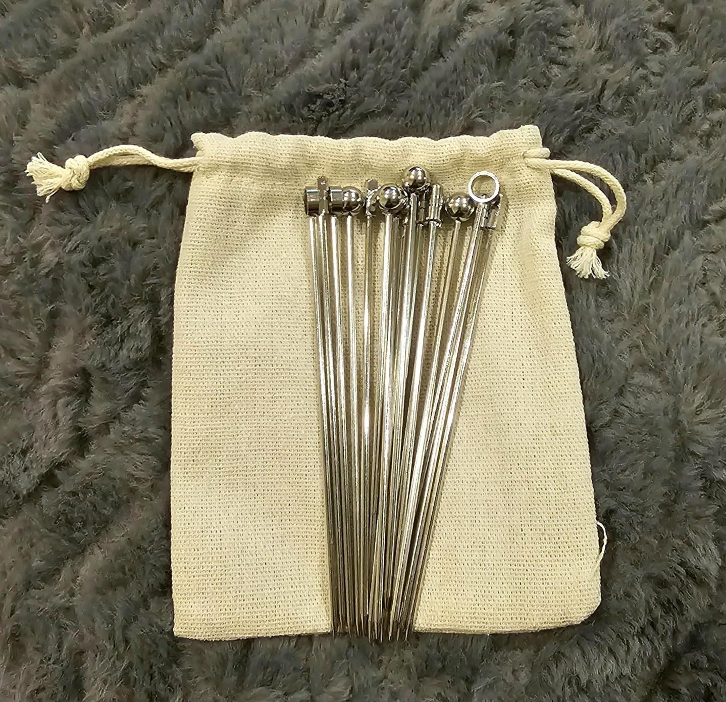 Metal Cocktail Picks, 16Pcs Martini Picks, Reusable Stainless Steel Drink Stick with Storage Cup, Bloody Mary Skewers for Appetizers Sandwiches, BBQ Snacks, Olives Fruits customer photo 1
