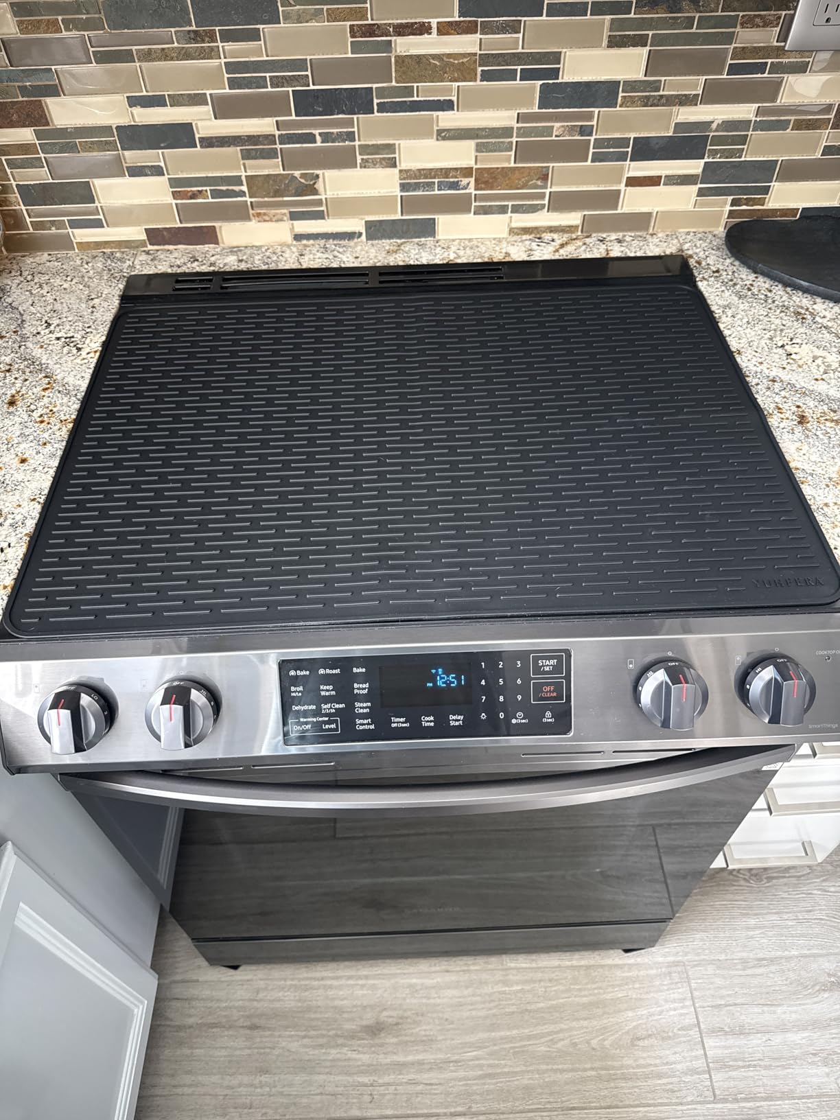 Stove Top Cover for Electric Stove - Silicone Stove Mat for Glass Top, Glass Cooktop Protector, XL Dish Drying Mats For Kitchen, Oven Covers for Electric Stove (Black,30 x 21) customer photo 1