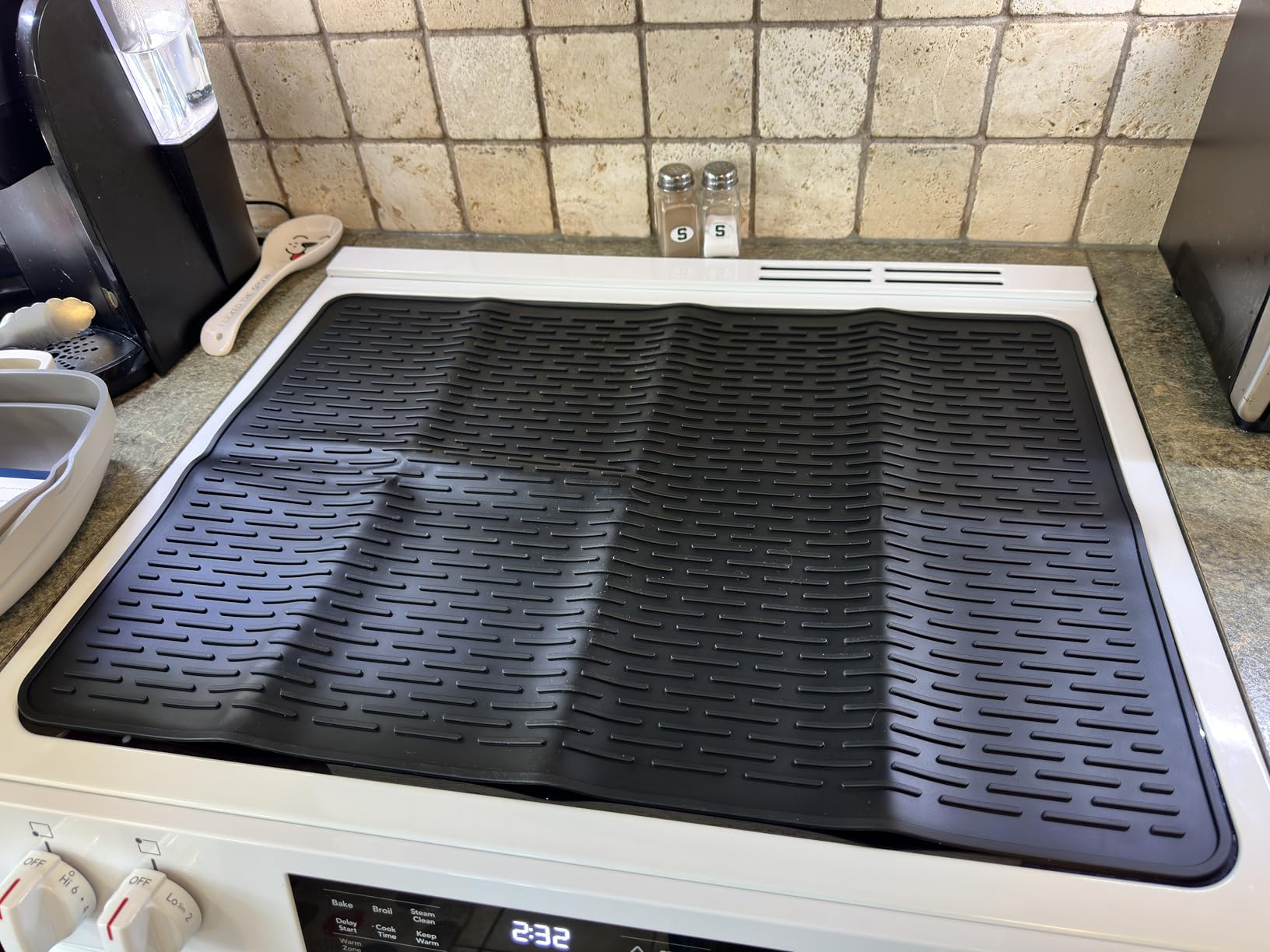 Thick Stove Top Cover for Electric Stove (28 x 20 Inch) Silicone Flat Range Mat for Glass Cooktop, Heat-Resistant Induction Protector Covers for Stovetop, Silicon Oven Topcover Protectors - Black customer photo 1