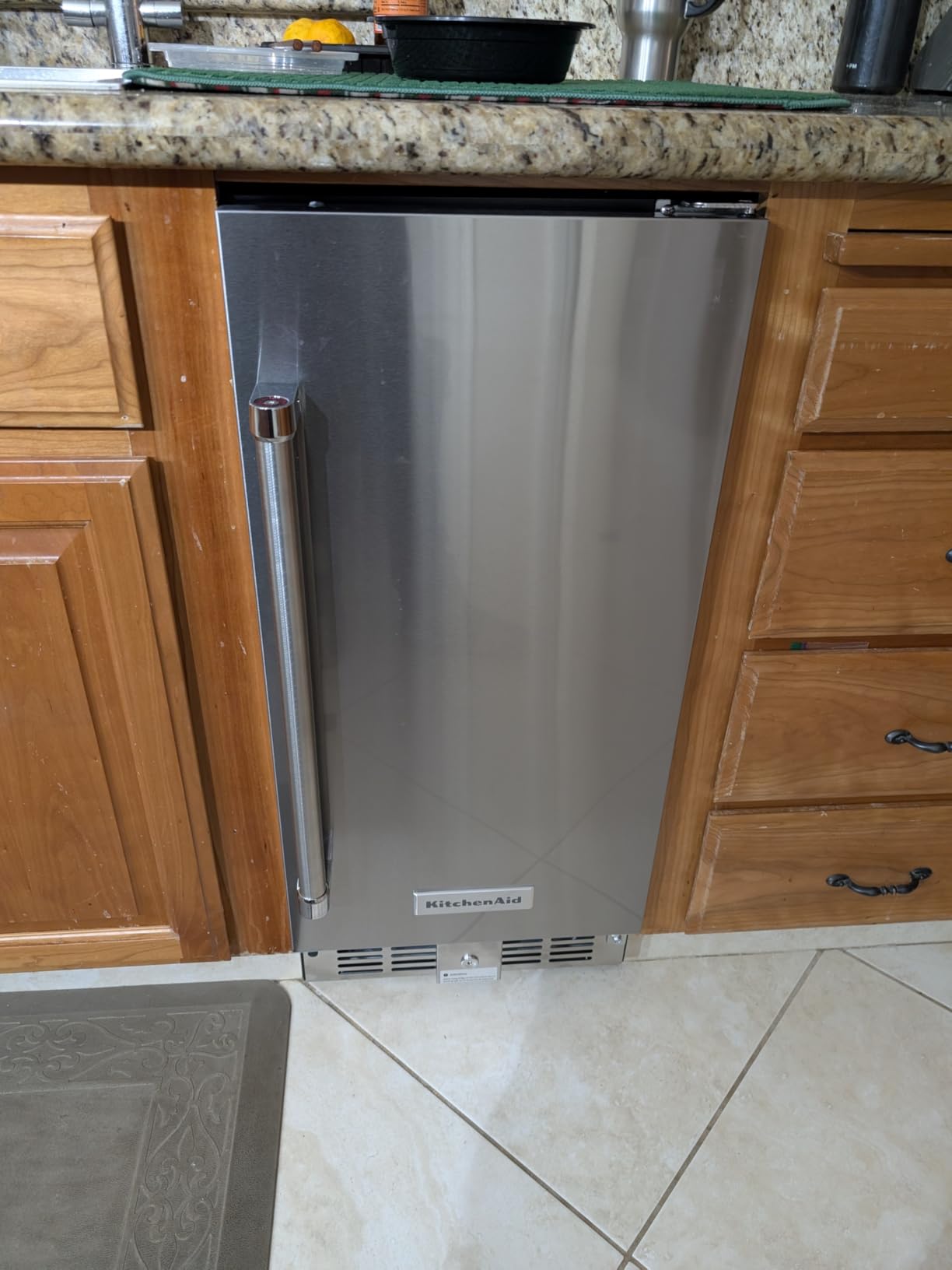 24 Inch Beverage Refrigerator, 180 Cans Undercounter Beverage Fridge with Stainless Steel for Home and Patio Use, Outdoor Refrigerator for Soda, Beer, Wine customer photo 1