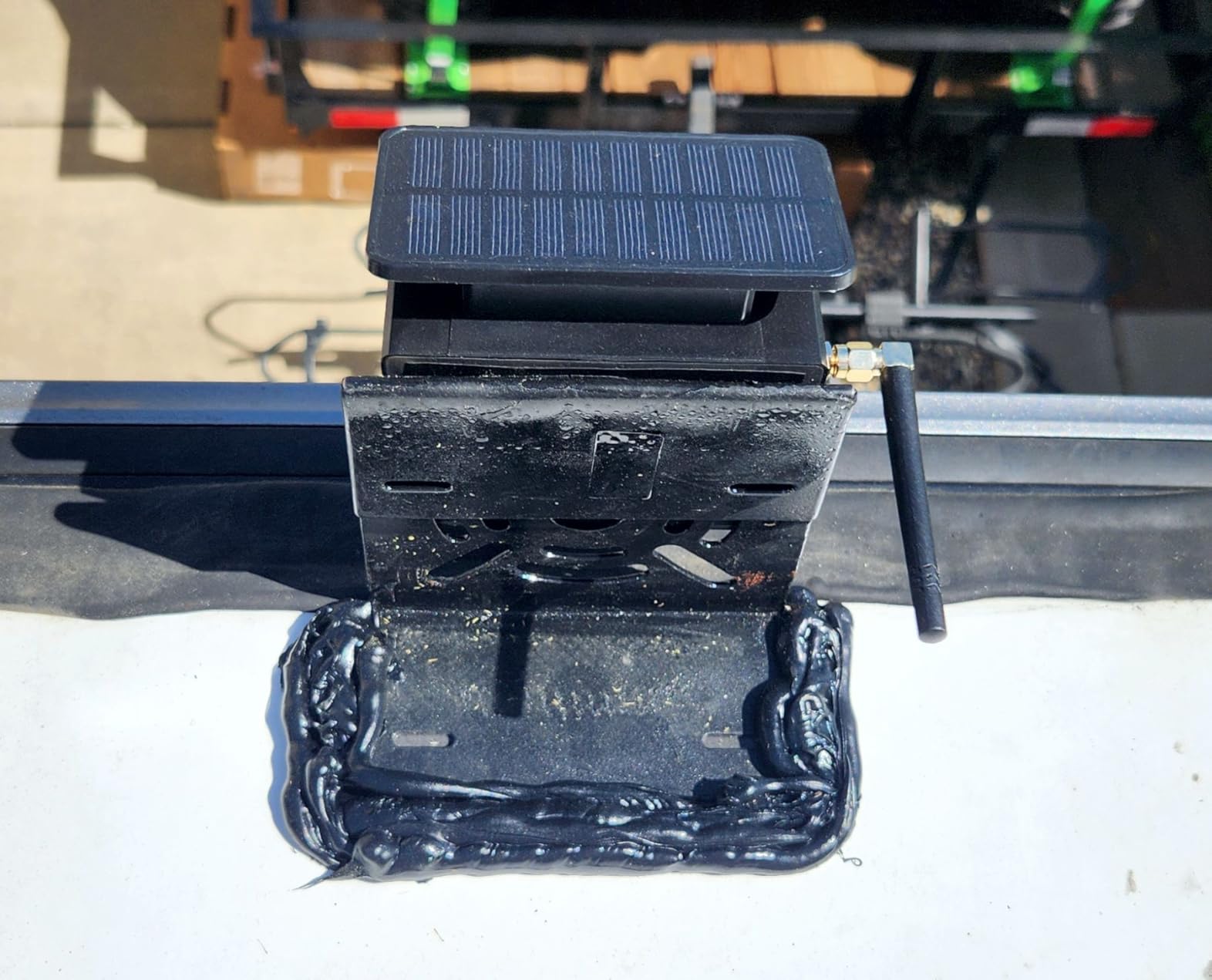 Magnetic Solar Wireless Backup Camera: 7