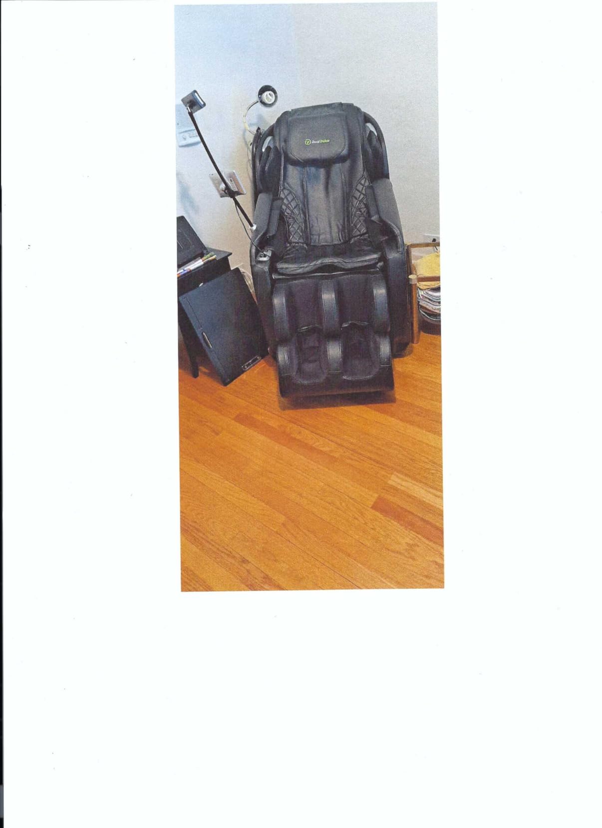 Real Relax 2026 Massage Chair Full Body,Zero Gravity SL-Track Shiatsu Massage Recliner with Upgraded Phone Controller and Holder,APP Control,Child Lock,Pause Button and Led Light,Favor-06,Black customer photo 1