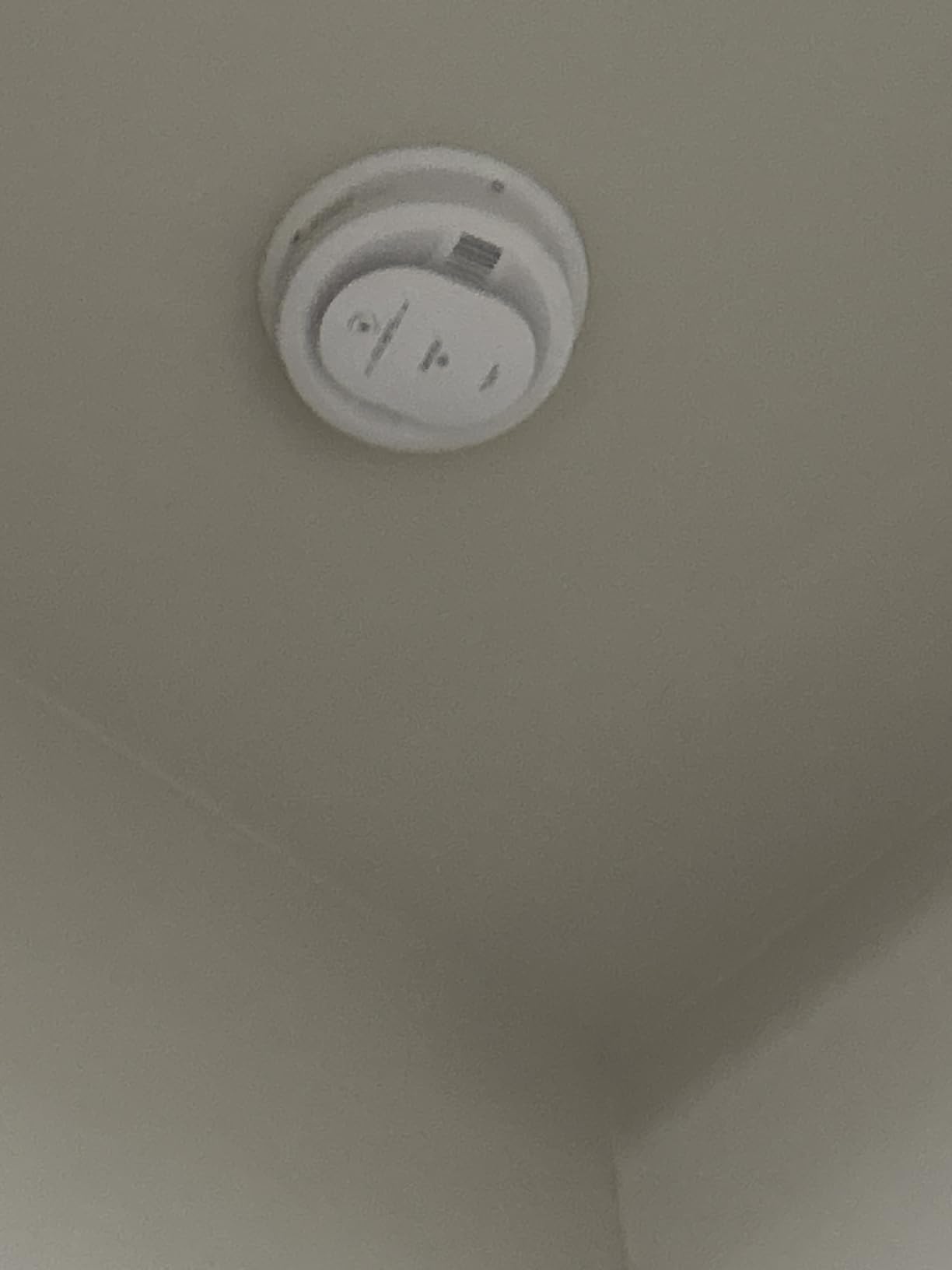 Kidde Smoke Detector, 10-Year Battery Powered, with LED Status Lights, 85 dB Alarm customer photo 1