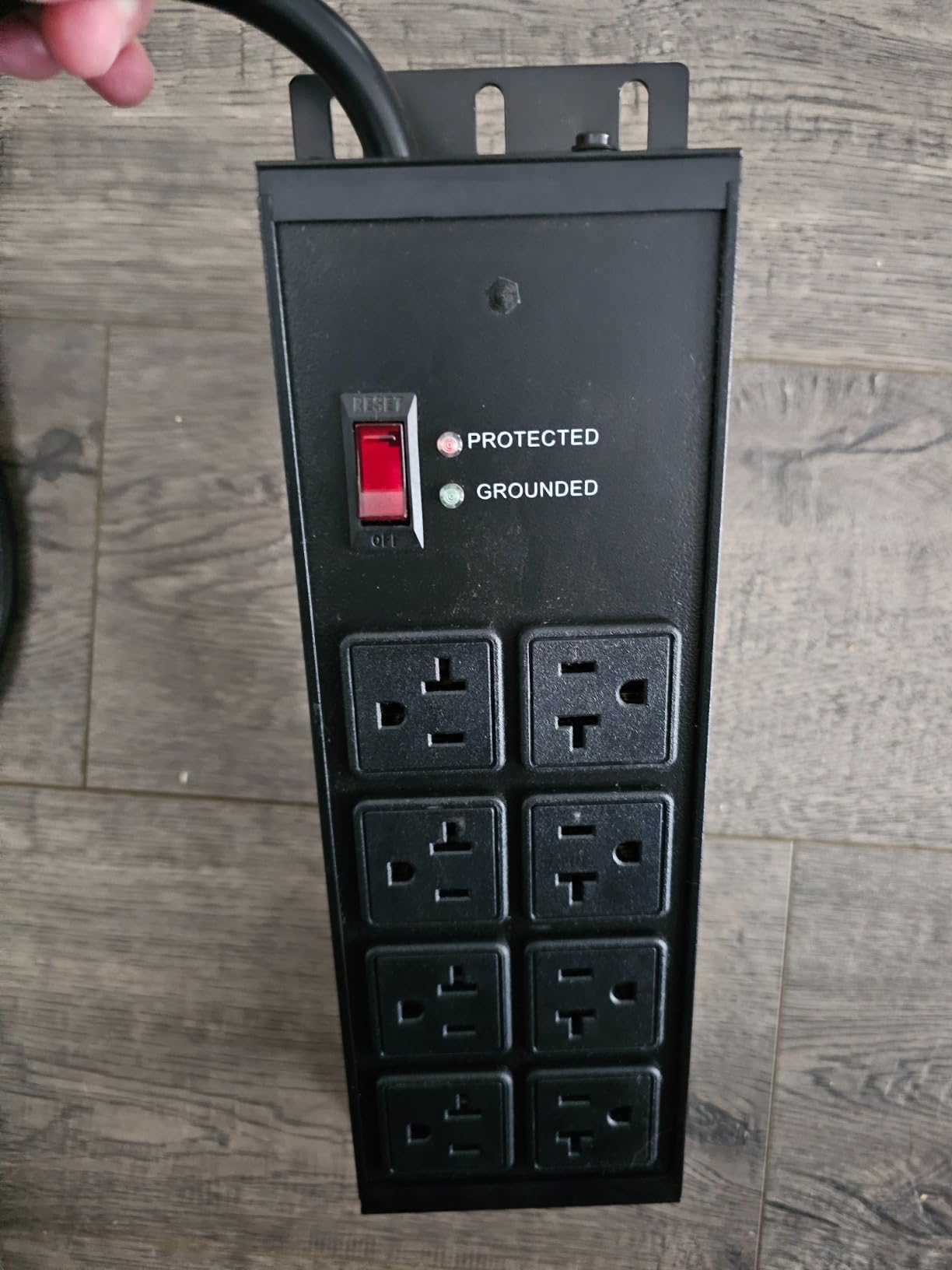 JUNNUJ Heavy Duty Surge Protector Power Strip 4800J, Garage Metal 8 Outlets 20 Amp 12 Gauge, High Amp 5-15P Adapter Shop 6-20R T-Slot Industrial Outlet, 6 FT Extension Cord Commercial for Appliance customer photo 1