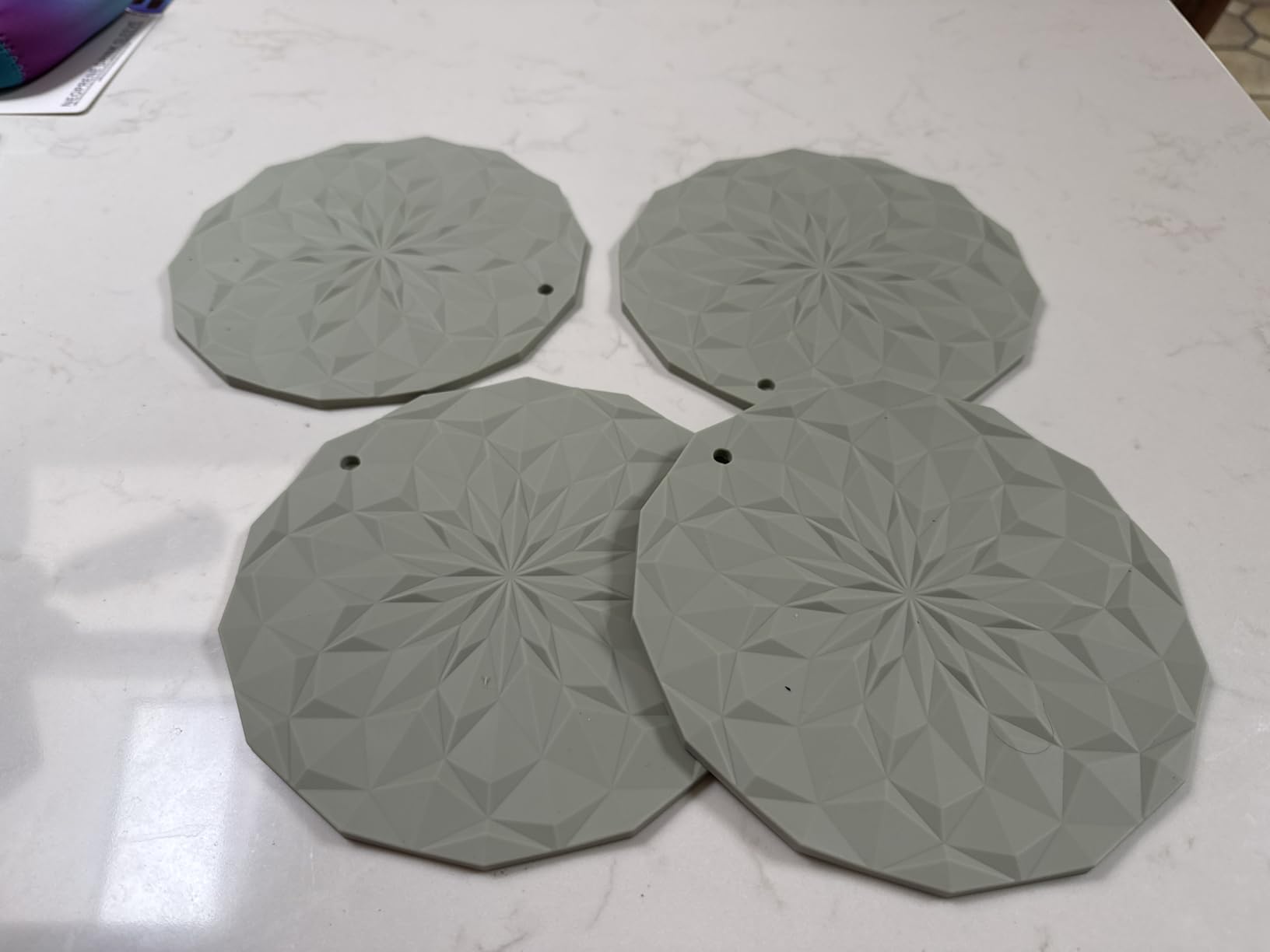 ME.FAN Silicone Trivet Mats - 4 Pack Pot Holders - 7.4'' Thickened Hot Pads for Hot pots, Pans and Dishes, Heat Resistant Silicone Trivet for Table and Counter Top Black customer photo 1