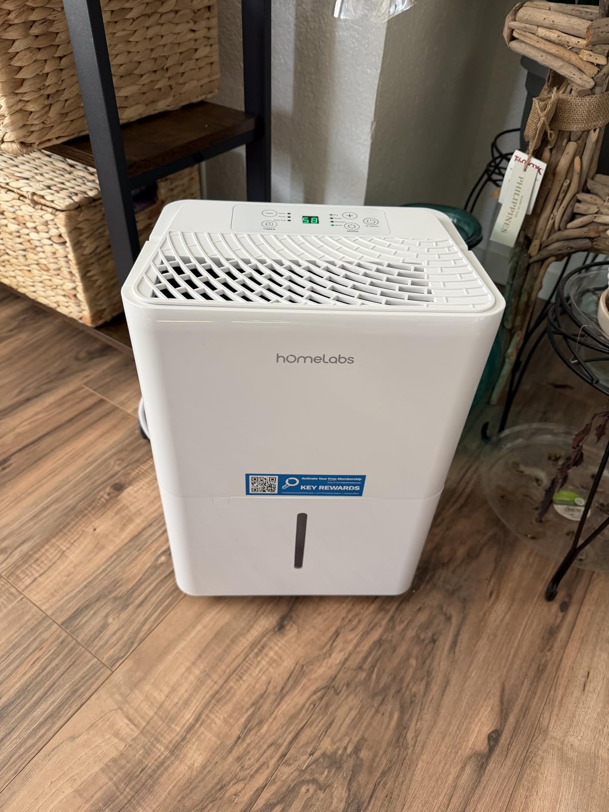 hOmeLabs Dehumidifier for Home, Office, Basements with Powerful Moisture Removal, Humidity Control, Auto Shut-off, Quiet Operation - 7,000 Sq Ft Wi-Fi (50 Pint MAX 120 Pint at 95°F, 90% RH) customer photo 2