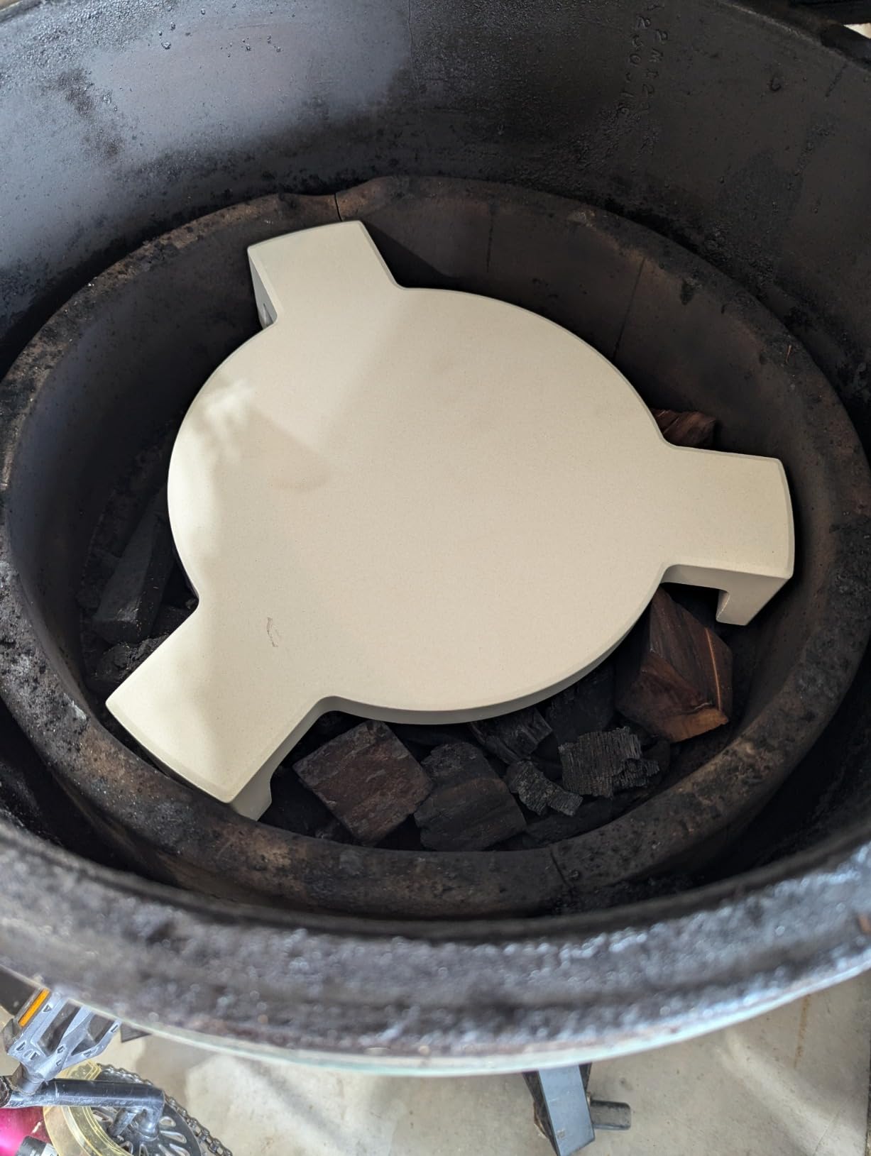 15 inch Heat Deflector, Plate Setter, Pizza Stone, Smoking Stone for Medium Big Green Egg Grill and 15