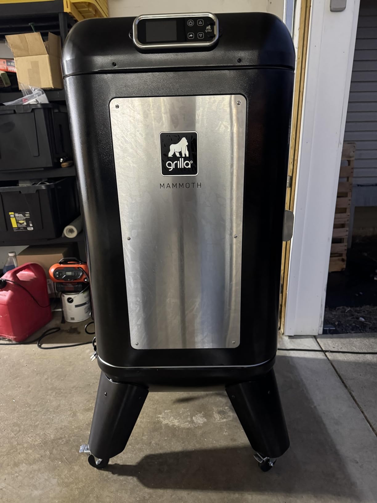 GRILLA Mammoth Vertical Smoker with 5 Trays, High Smoke Production, Wifi Enabled Touchscreen Controller, For Smoking, Outdoor Cooking, and Grilling customer photo 1