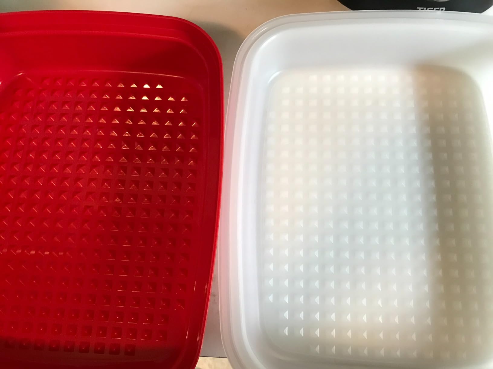 Tupperware Season-Serve Marinating Container, Dishwasher Safe and BPA Free Container (2.9 L/12.5 Cups) customer photo 2