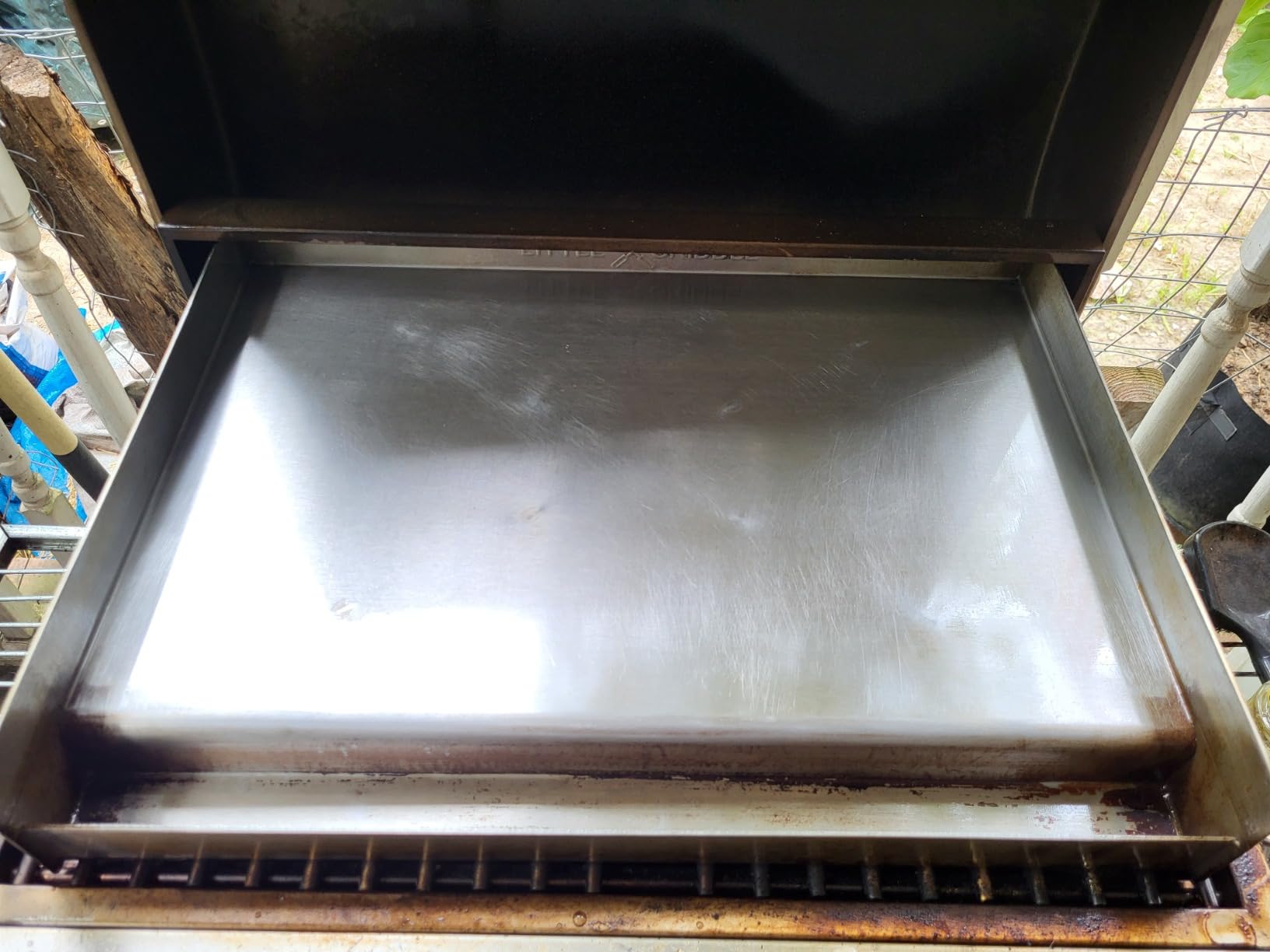 LITTLE GRIDDLE - Large Pro Grill Pan, High sidewalls with built-in handles, Stainless Steel Material, Big Food Capacity and Vented Design - Durable and Easy to Clean customer photo 2