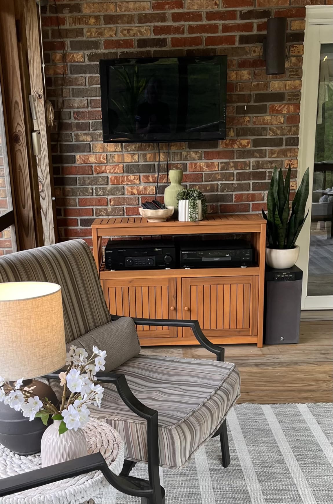 Flamaker Outdoor Storage Cabinet Weatherproof Acacia Wood Outdoor Cabinet with 2 Magnetic Doors Used for Outdoor Storage, Buffet Cabinet, TV Stand, Bar Table, Potting Table (Brown) customer photo 2