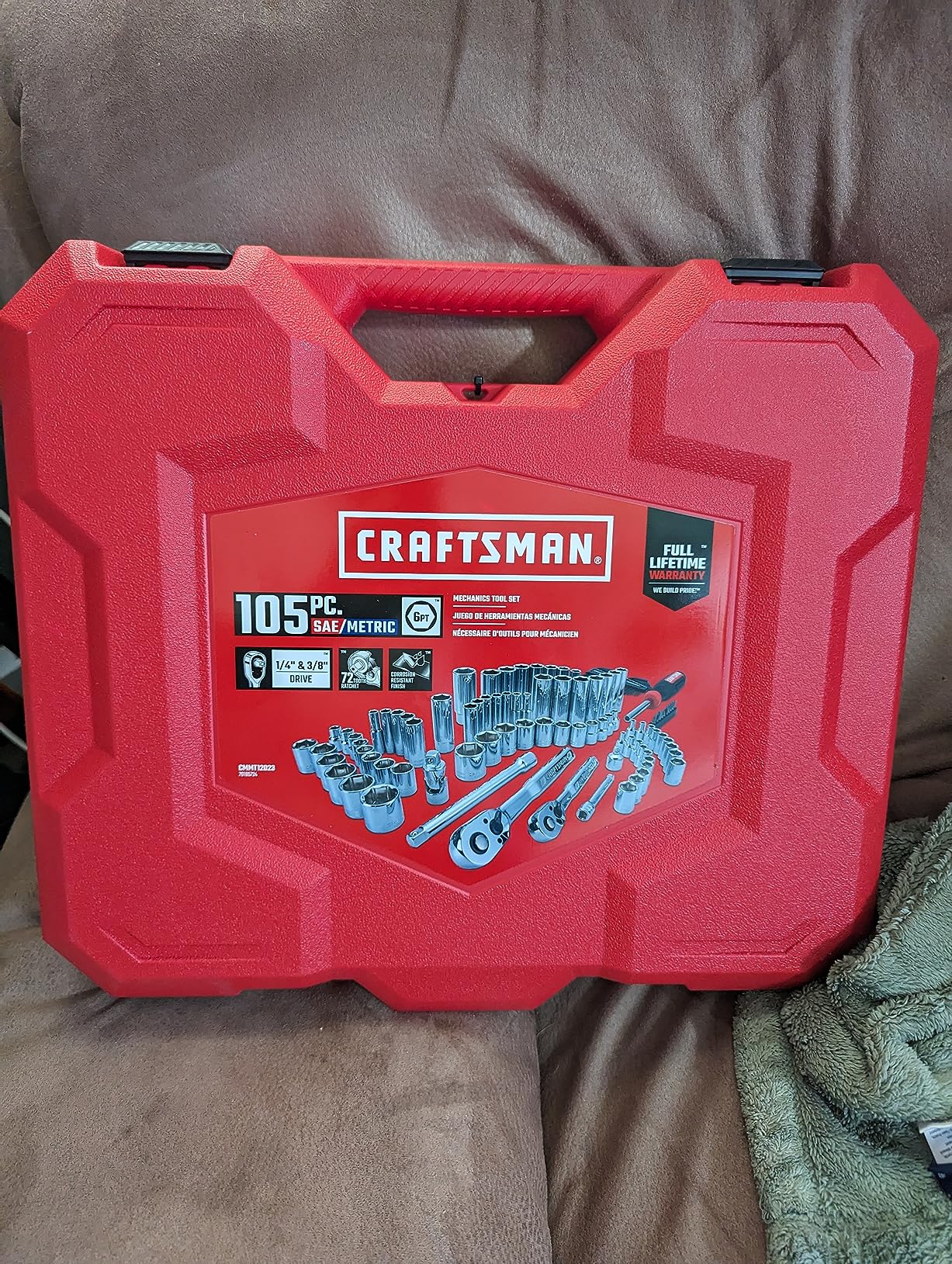 CRAFTSMAN Mechanics Tool Set 105 Pcs, Standard (SAE) and Metric with Case, 1/4 and 3/8 Inch Drive (CMMT12123) customer photo 2