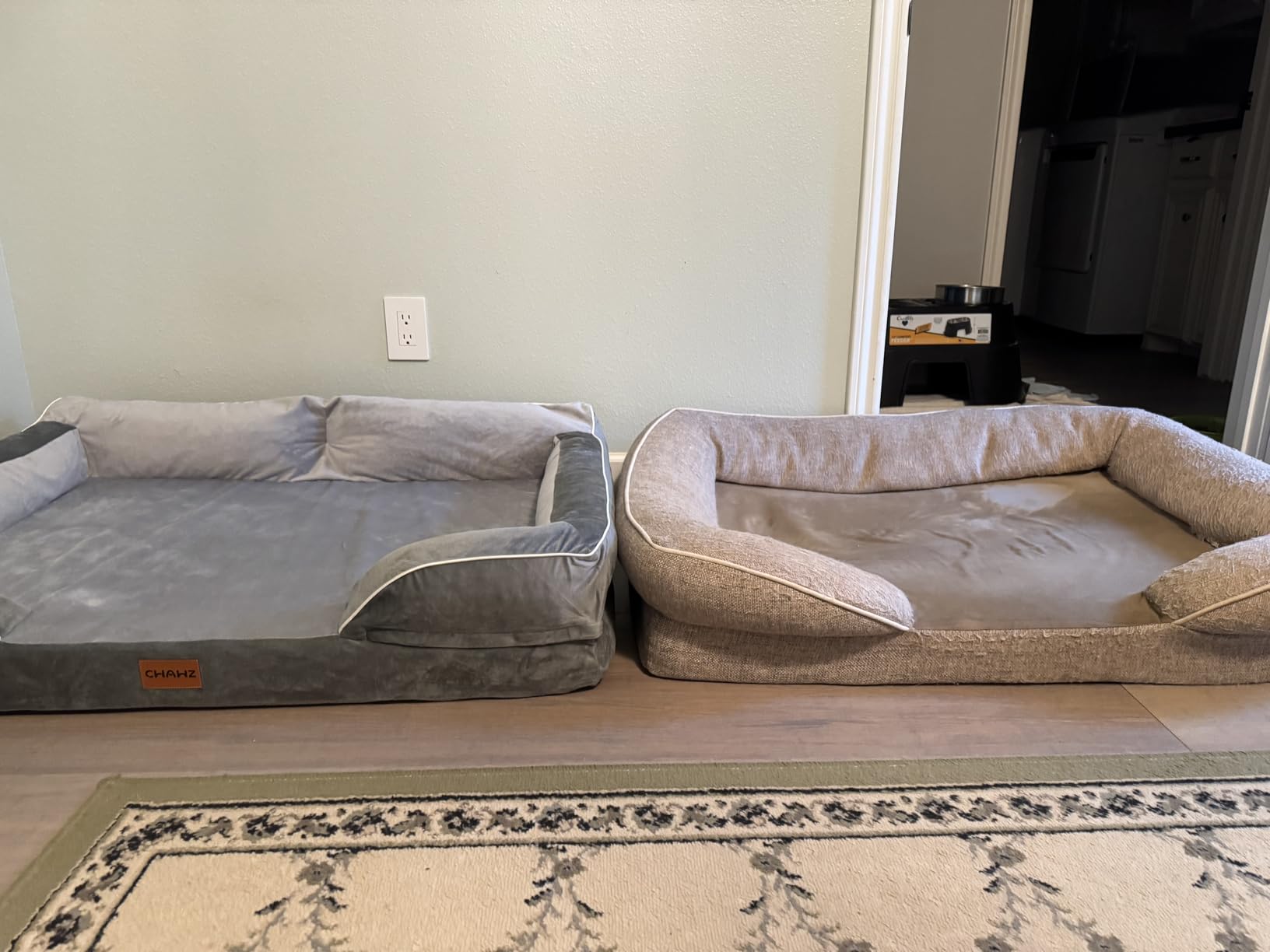 CWAWZ Extra Large Dog Bed, Orthopedic Dog Bed with Cooling Gel Memory Foam, Waterproof XL Pet Bed with Removable Washable Cover, 42