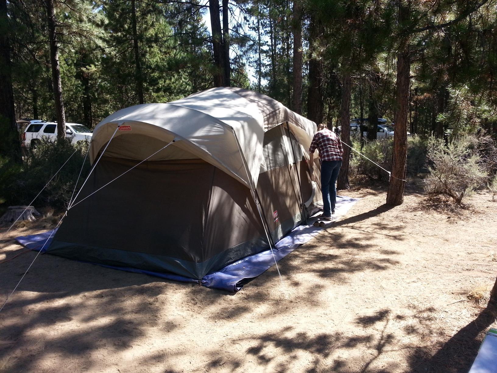 Coleman WeatherMaster 10-Person Camping Tent with Rainfly & Room Divider, Spacious Weatherproof Family Tent with Carry Bag customer photo 2
