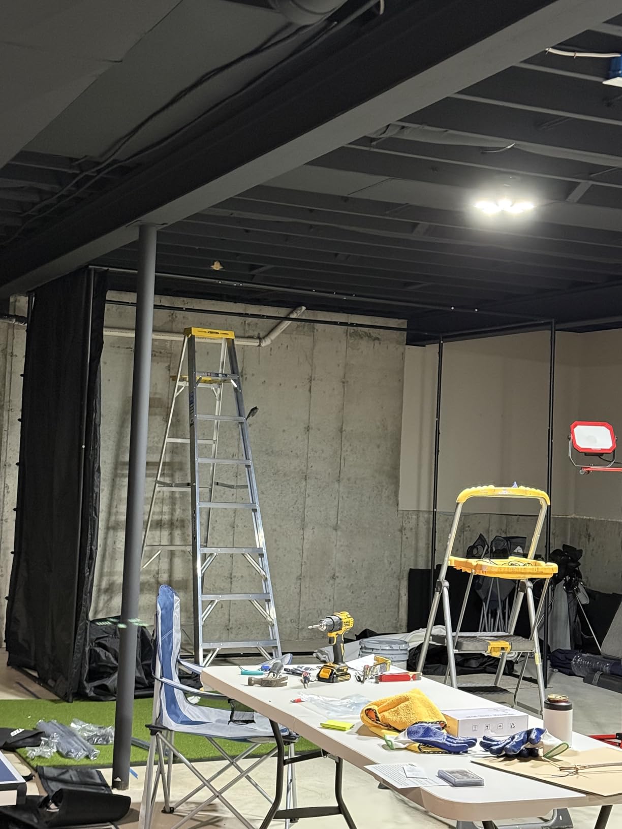 Complete Golf Simulator Enclosure Package - 4K-Ready Impact Screen with Blackout Cage, Projector Mount, Frame Poles, Side Shank Nets | Indoor & Garage Practice | Easy Setup | 12-Month Warranty customer photo 2