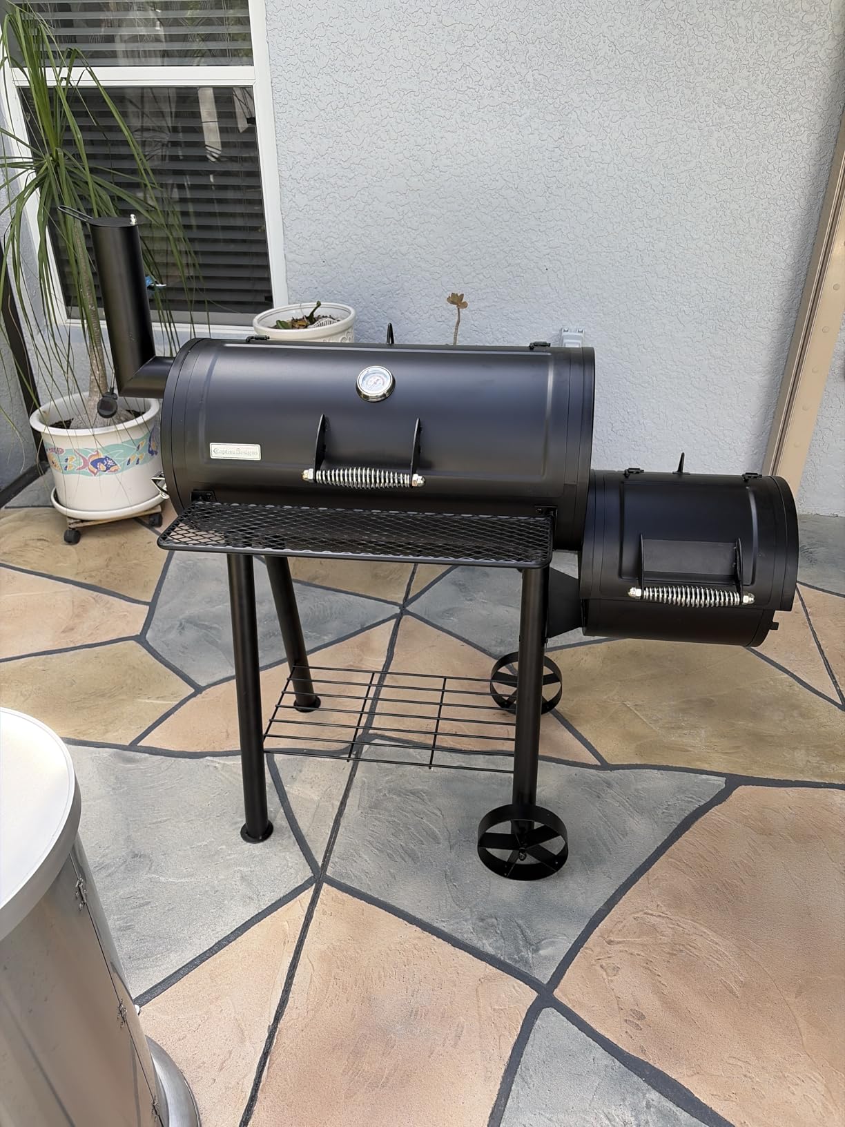 Sophia & William Heavy-Duty Vertical Offset Charcoal Smoker Extra Large Outdoor BBQ Gill with Offset Smoker, 961 SQ.IN. Cooking Area with Warming Tray, Push-out Ash Tray for Event Gathering, Black customer photo 1