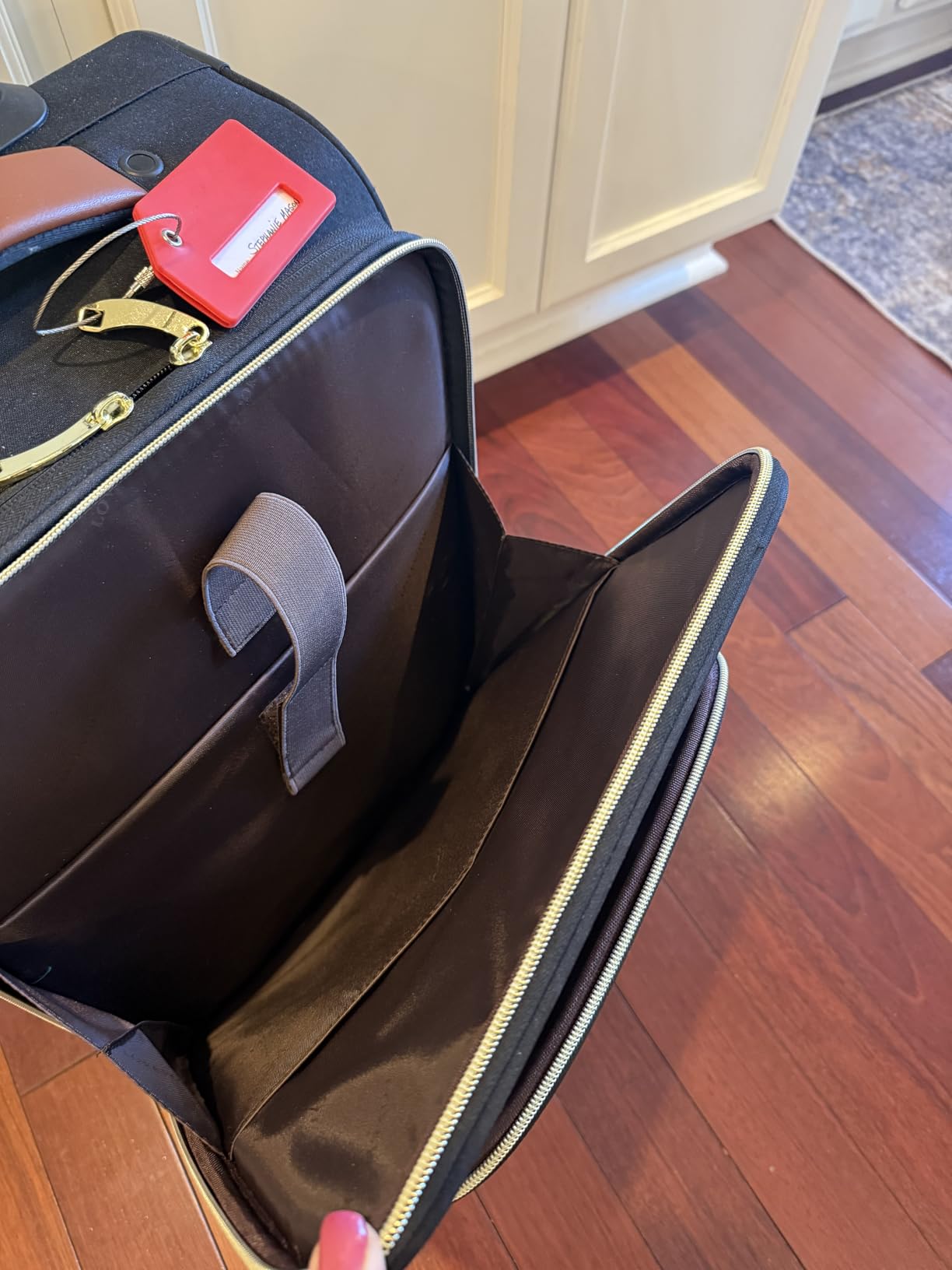 Carry On Luggage 22x14x9 Airline Approved, 20 Inch Softside Suitcases with Wheels, Lightweight Spinner Carry on Suitcase with TSA Lock, Water-Resistant Large Capacity Luggage for Travel customer photo 1