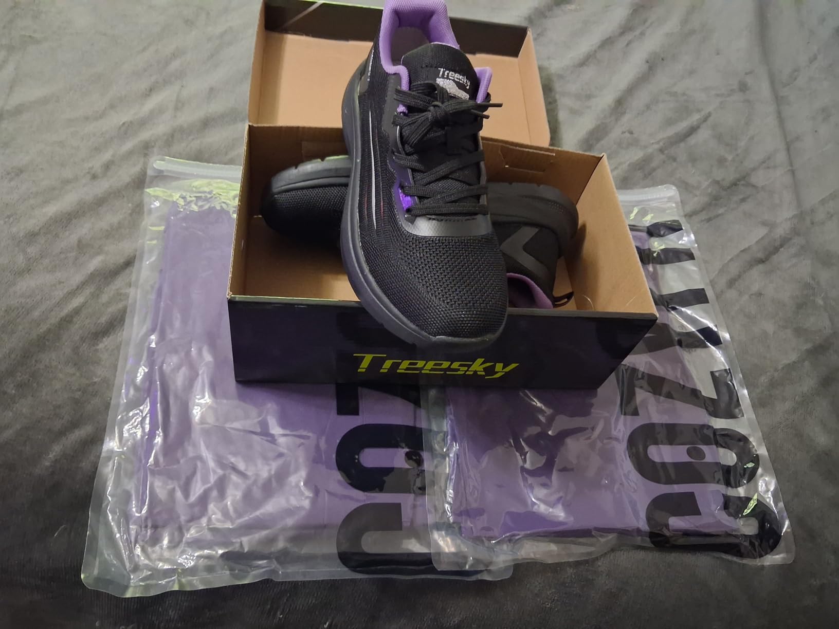 Treesky Non Slip Work Shoes for Women - Ultra Lightweight Slip Resistant Sneakers for Nursing, Food Service & Kitchen, Ideal for Wet Environments, Walking & Standing All Day customer photo 1