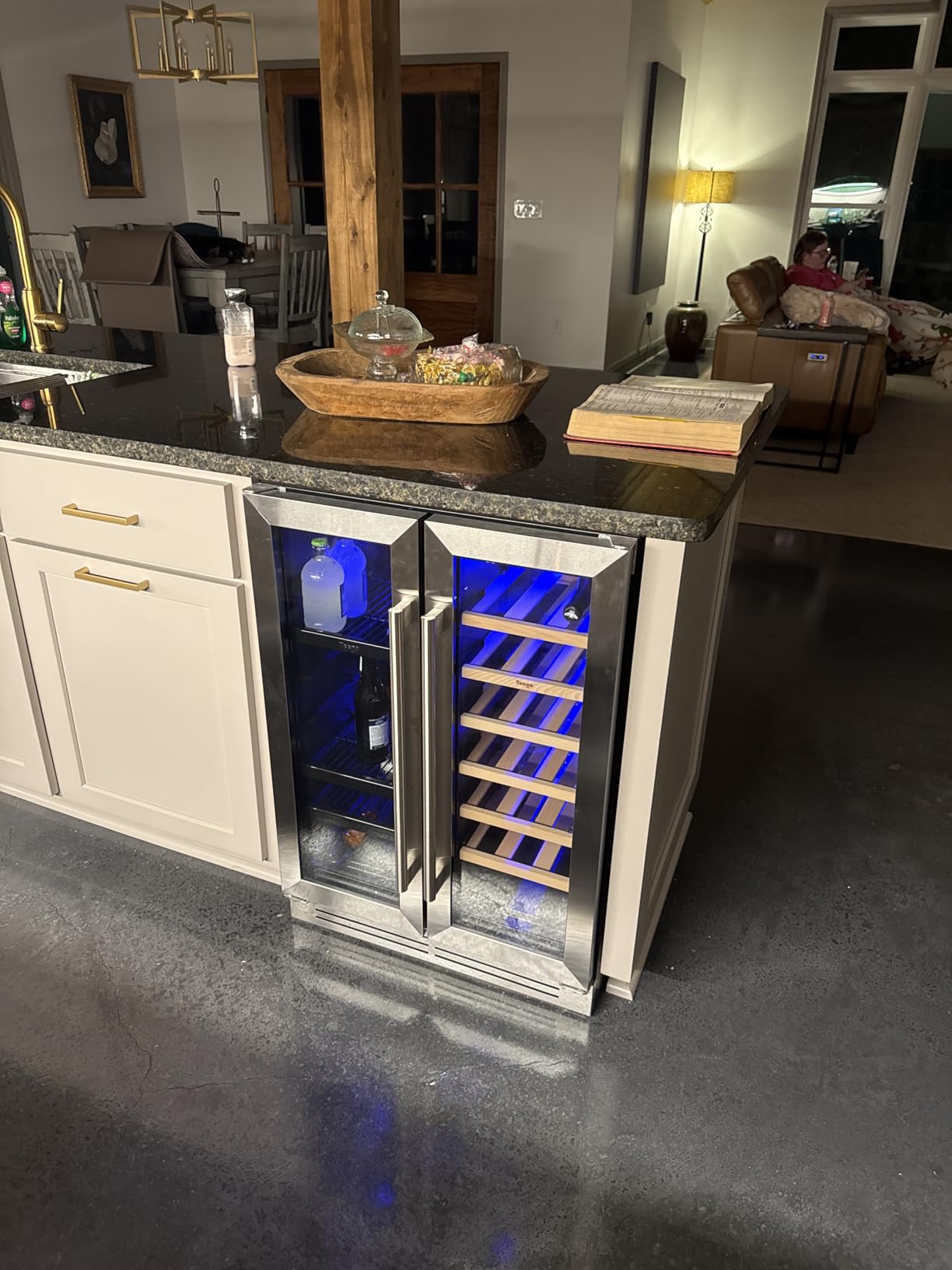Yeego Wine Fridge Cooler - 15 Inch Wine Fridge Hold 33 Bottles, 40-65°F Wine Refrigerator Glass Door customer photo 2