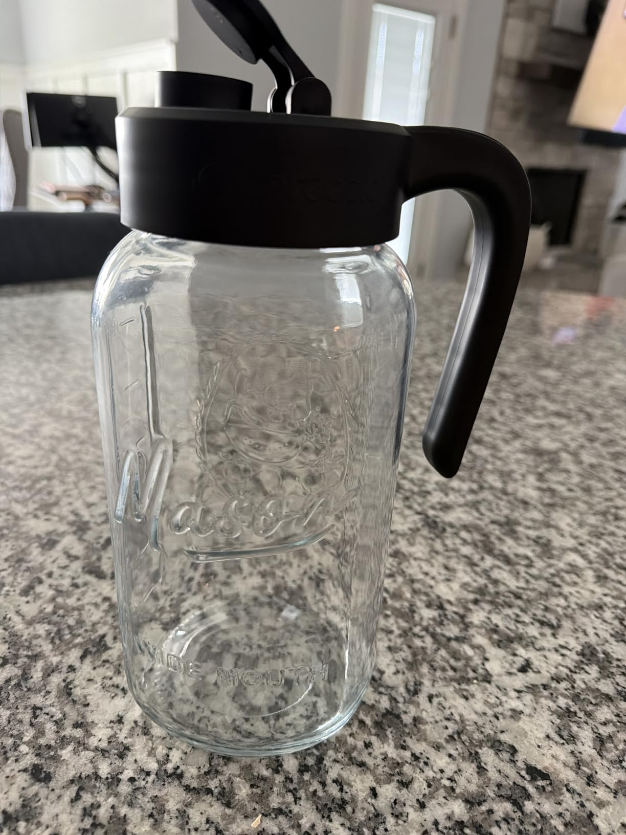 Mason Jar Pitcher - Airtight & Leakproof Glass Pitcher with Lid, Perfect for Breastmilk, Cold Brew, and Sun Tea, 2 Quart (64 oz) 1/2 Gallon Mason Jar with Pour Spout Lid customer photo 2
