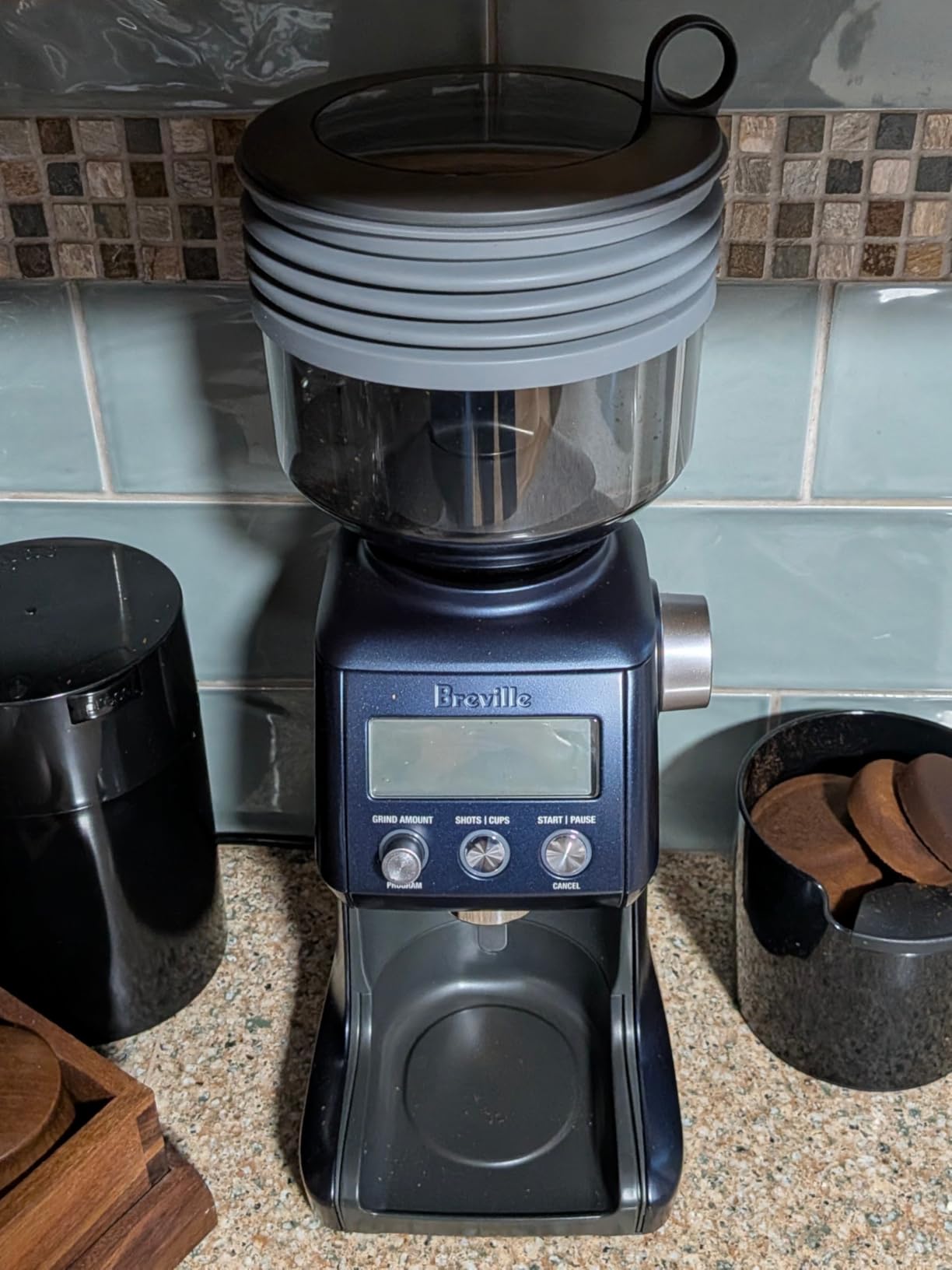 Silicone Bellow Perfect designed For Breville Barista Express,Single Dose Hopper for Breville Espresso Machine,Cleaning Residual Coffee Grounds, Gray customer photo 2