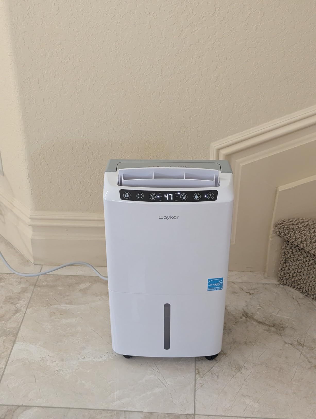 Waykar 2000 Sq. Ft 34 Pints 2025 Most Efficient Energy Star Dehumidifier for Home and Basement with Auto or Manual Drainage, Quiet 33dB Operation, 0.62 Gallon Water Tank Capacity customer photo 2