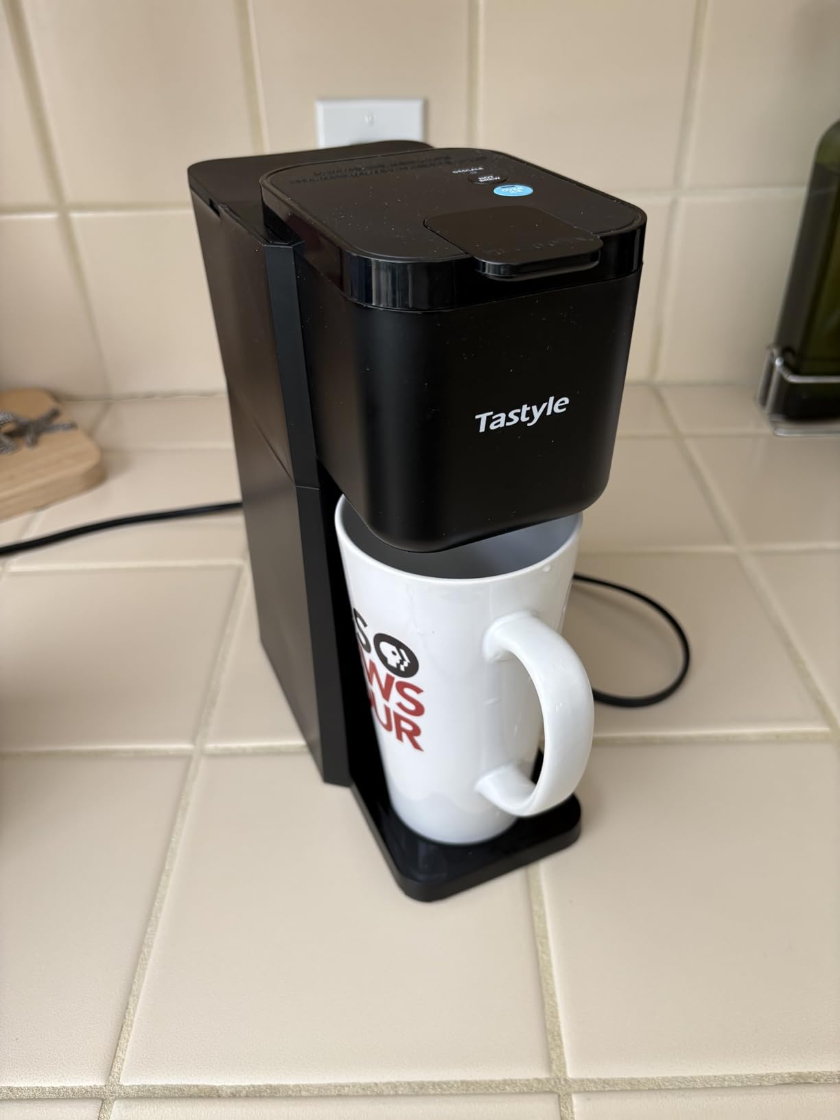 Mini Hot and Iced Coffee Maker Single Serve, for K Cup and Ground, 6 to 14 Oz Brew Sizes, with Recipe Book, for Home, Travel, RV, Office and Dorm, Classic Black (2.0 Version) customer photo 1