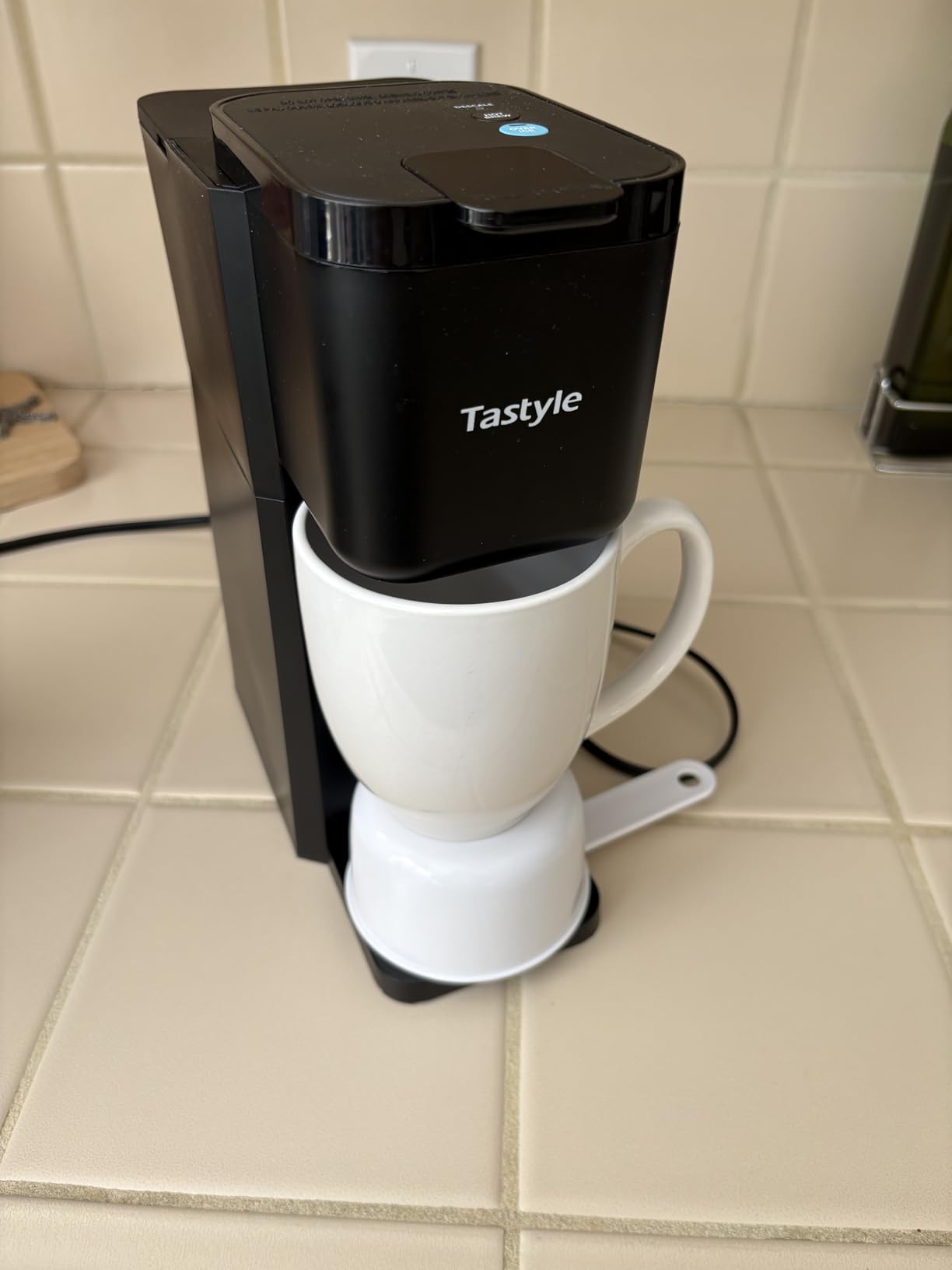 Mini Hot and Iced Coffee Maker Single Serve, for K Cup and Ground, 6 to 14 Oz Brew Sizes, with Recipe Book, for Home, Travel, RV, Office and Dorm, Classic Black (2.0 Version) customer photo 2