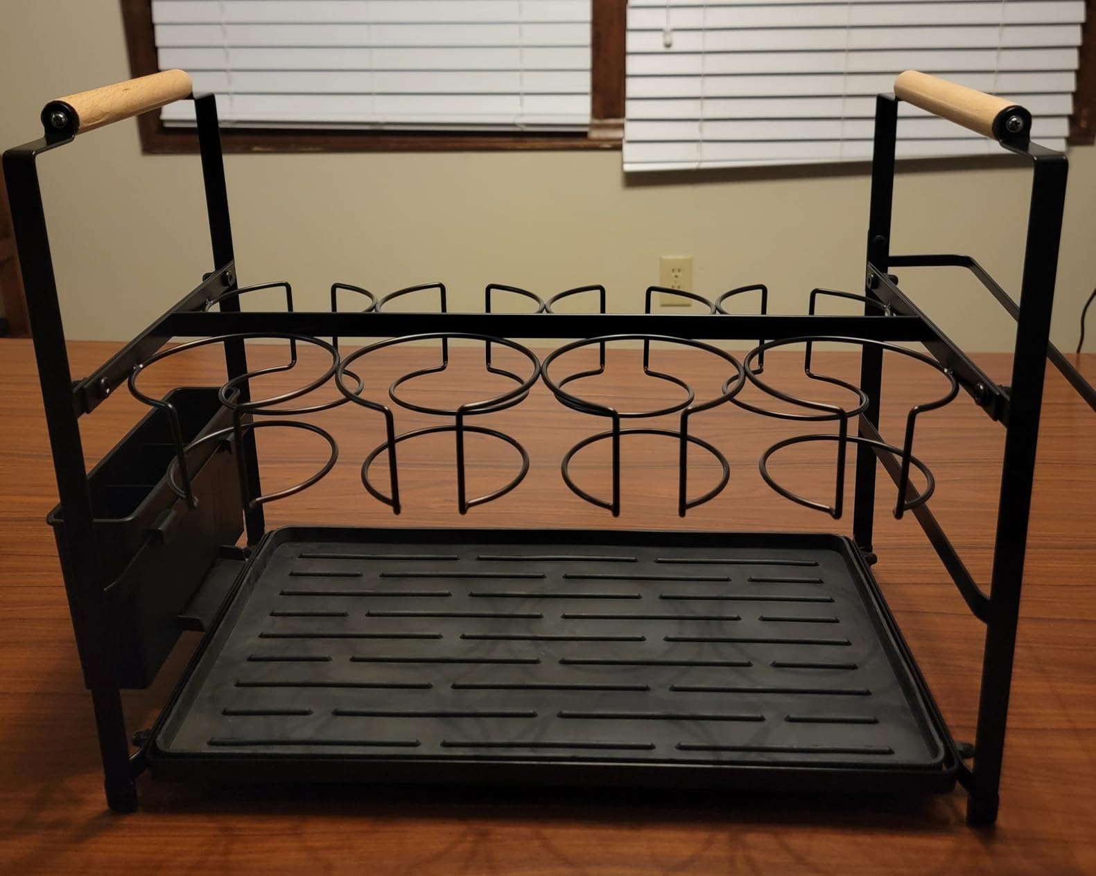 Housolution Water Bottle Organizer Drying Rack for 40 oz Tumbler with Handle, 8 Slots customer photo 1